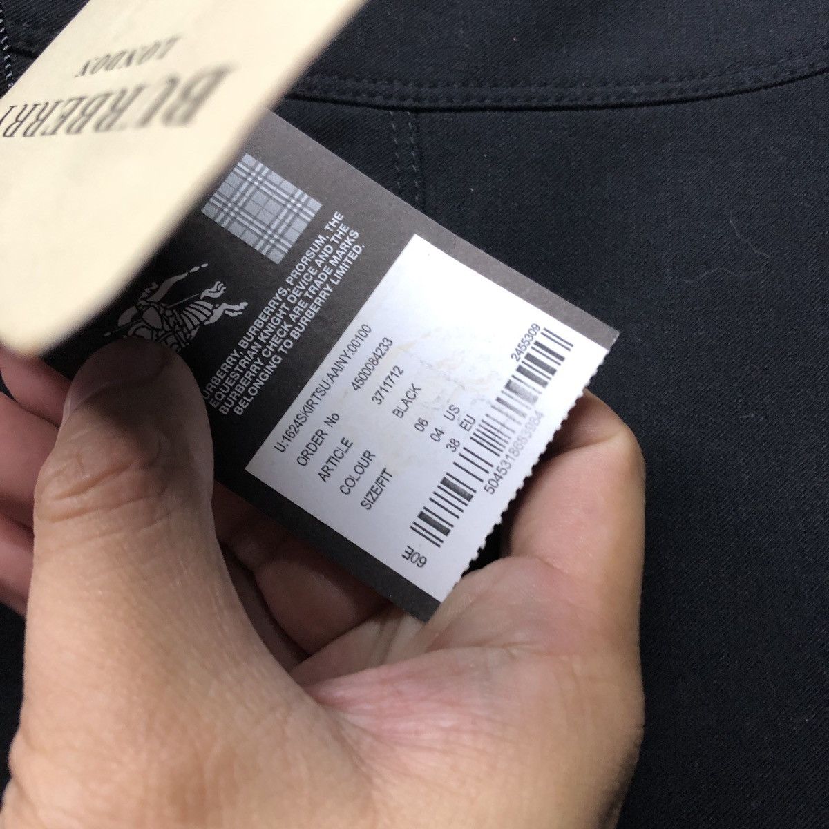 Burberry Burberry Black skirt Size 27" / US 4 / IT 40 - 6 Thumbnail
