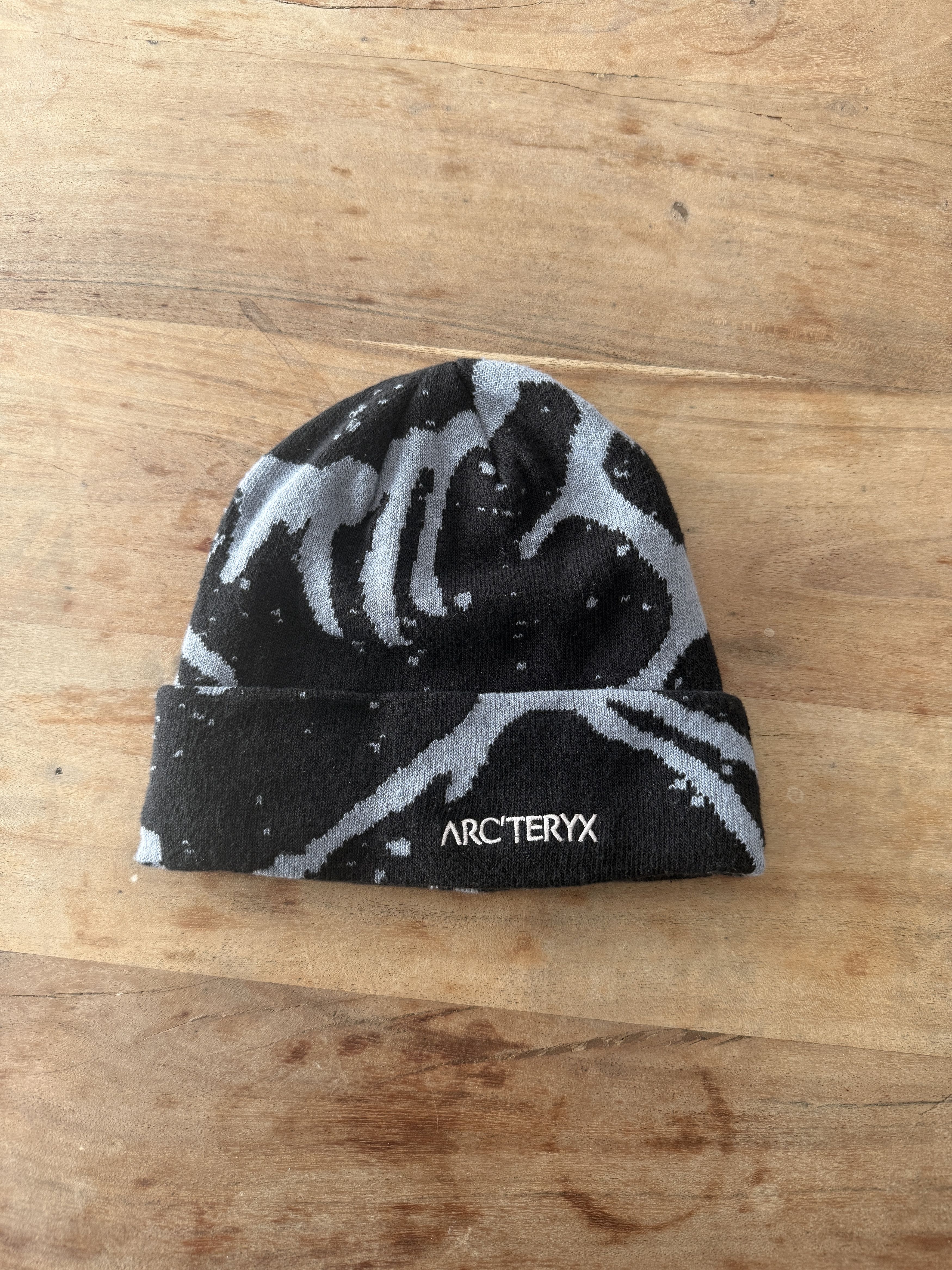 Arc'teryx Arcteryx Rho Toque print skullcap beanie hat | Grailed