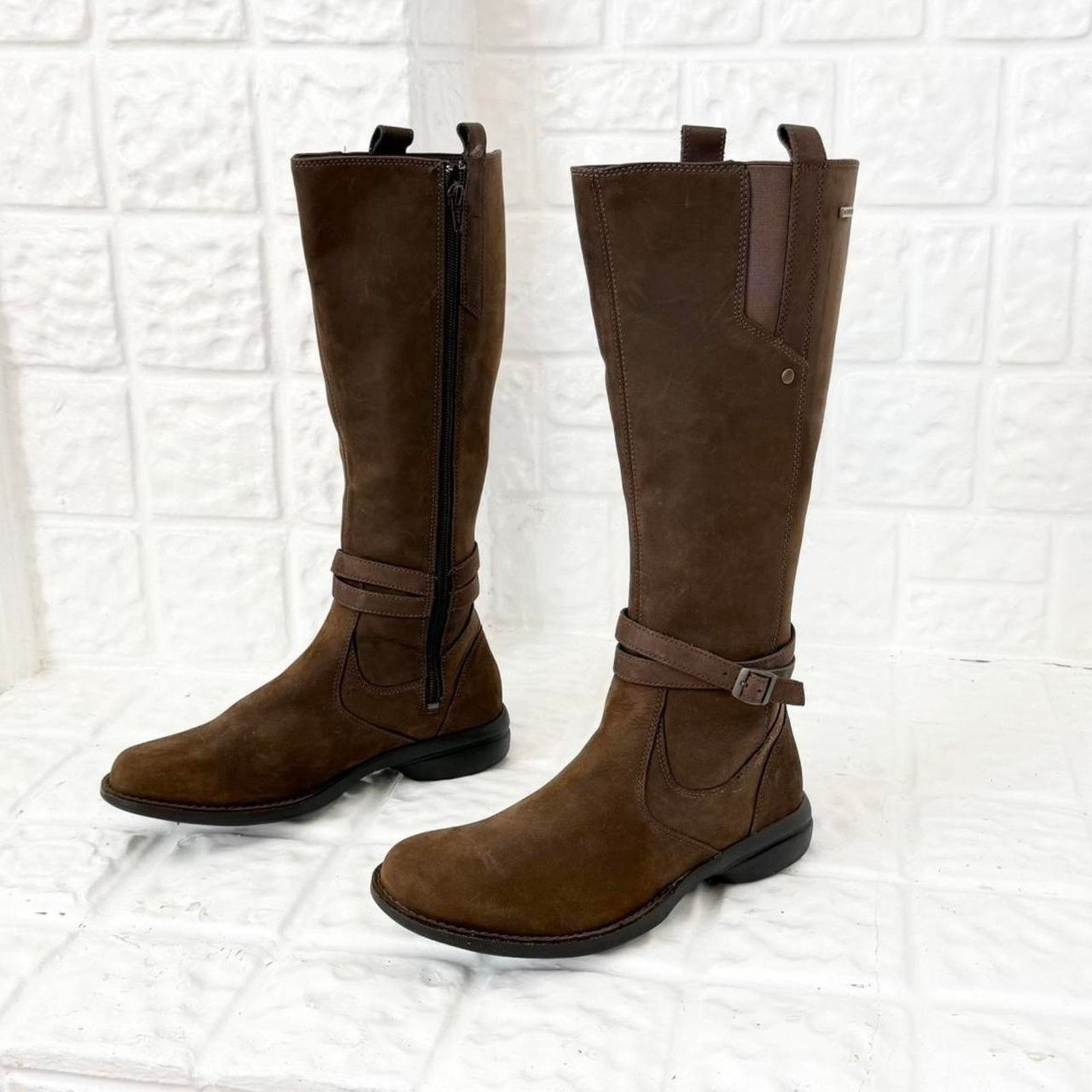 Merrell ✦ Chunky Brown Leather Riding Boots ✦ Size US 8 / IT 38 - 1 Thumbnail
