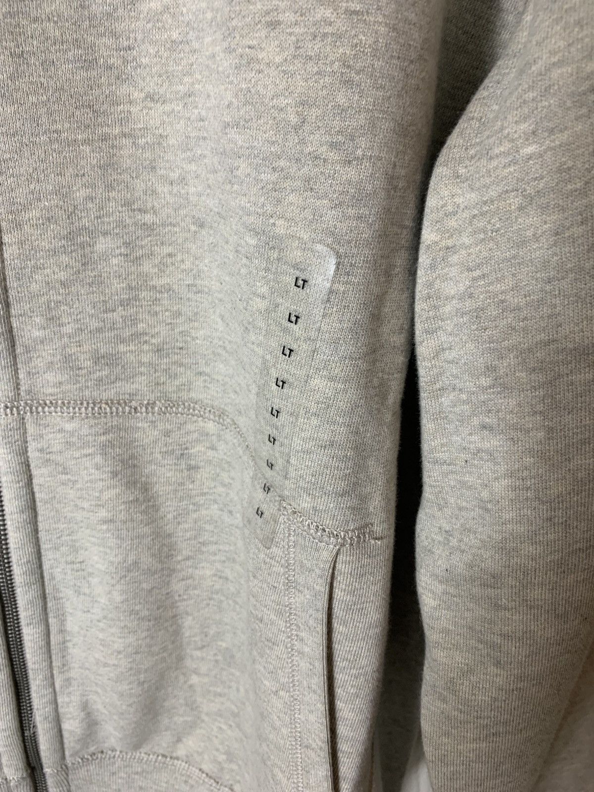 Polo Ralph Lauren Polo Ralph Lauren Heather Gray Fleece Full Zip Up Men sz LT Size US L / EU 52-54 / 3 - 2 Thumbnail