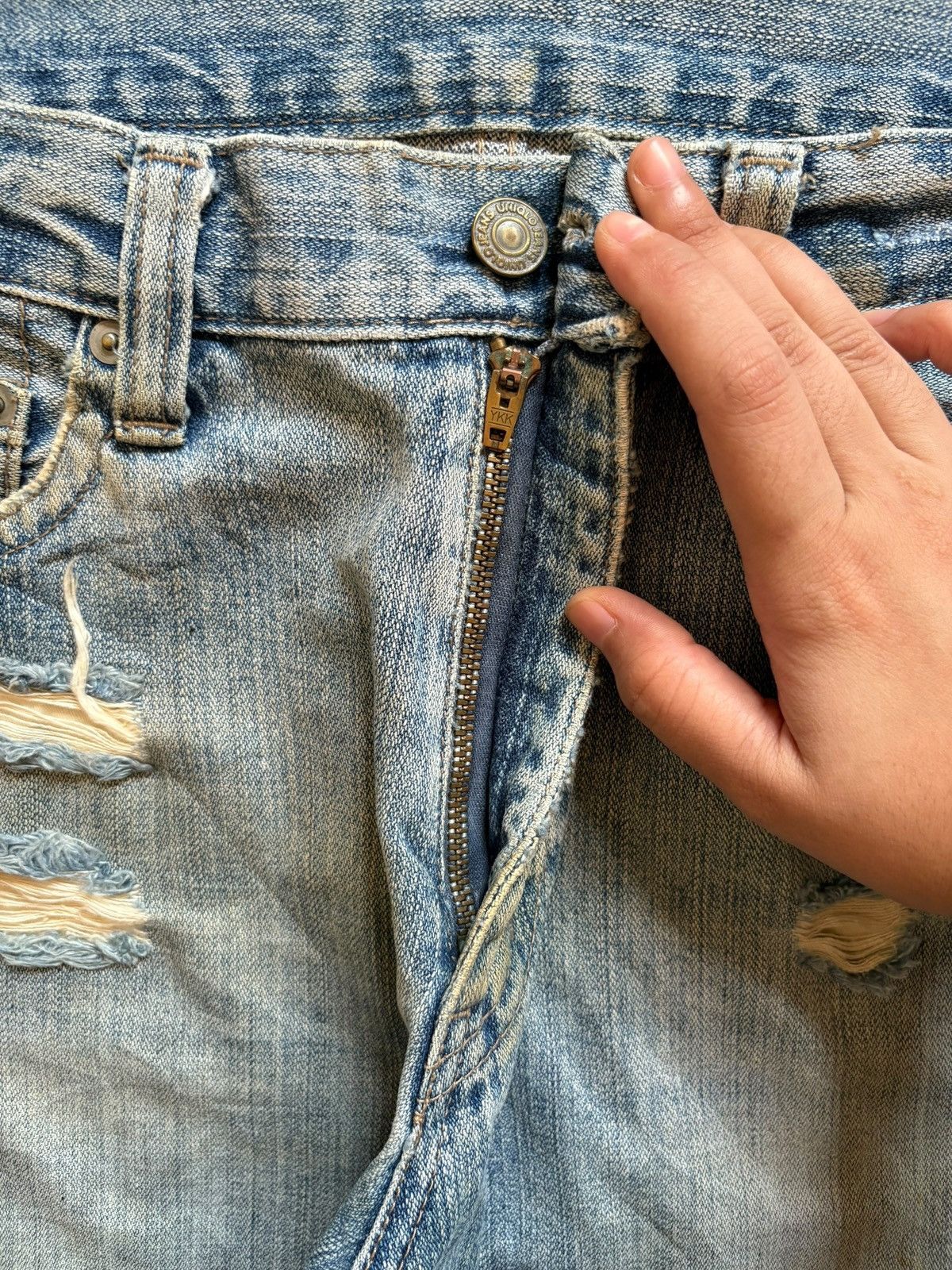 Uniqlo SALES🔥Vintage Uniqlo Mud Wash Distressed Baggy Jeans Size US 33 - 3 Thumbnail