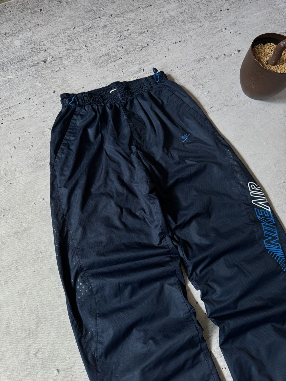 Nike × Vintage NIKE AIR MAX NYLON VINTAGE OVERSIZE BAGGY PANTS SWEATPANTS Size US 34 / EU 50 - 2 Thumbnail