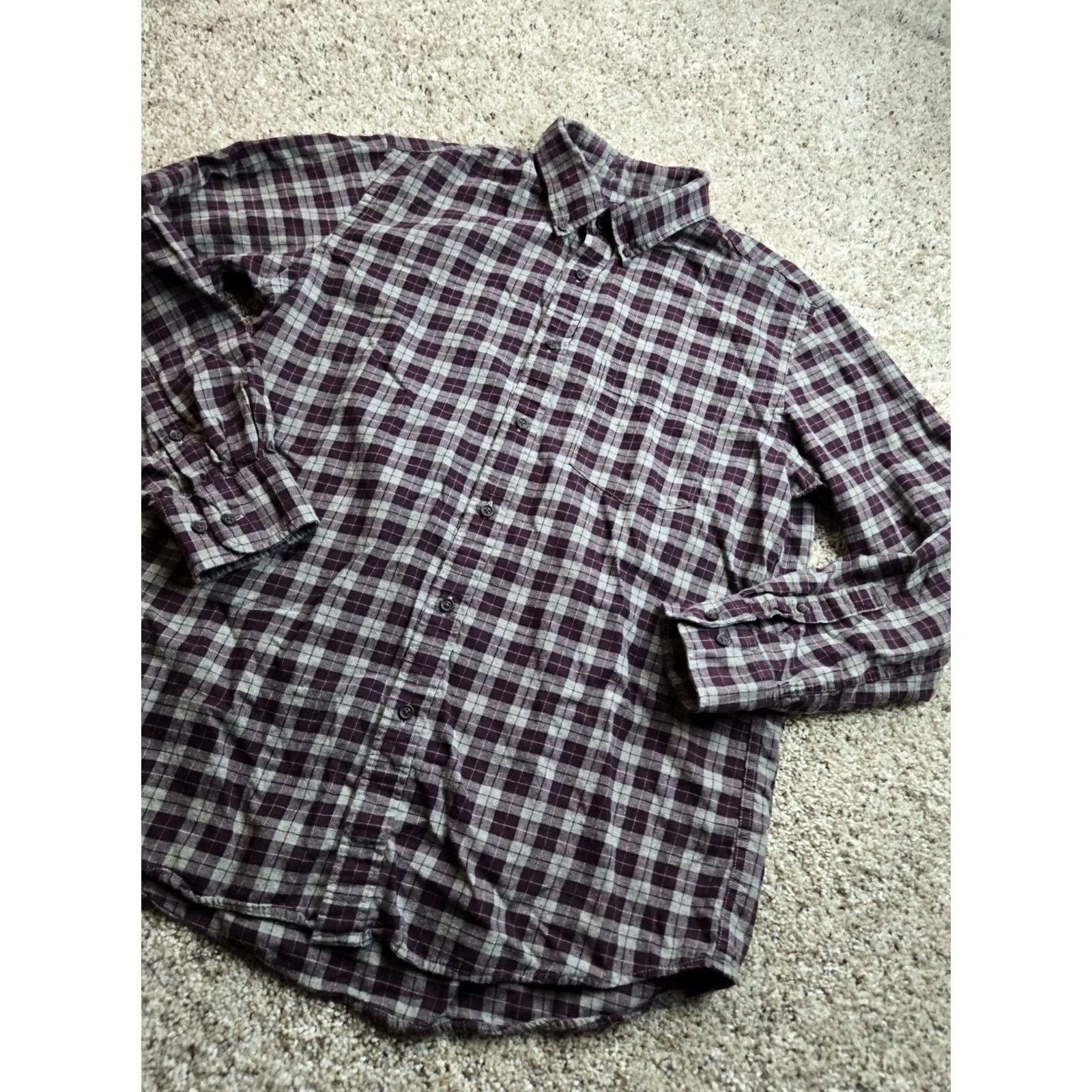 Uniqlo Uniqlo Shirt Mens XL Flannel Burgundy Cotton Button Down Long Sleeve Casual Size US XL / EU 56 / 4 - 2 Thumbnail