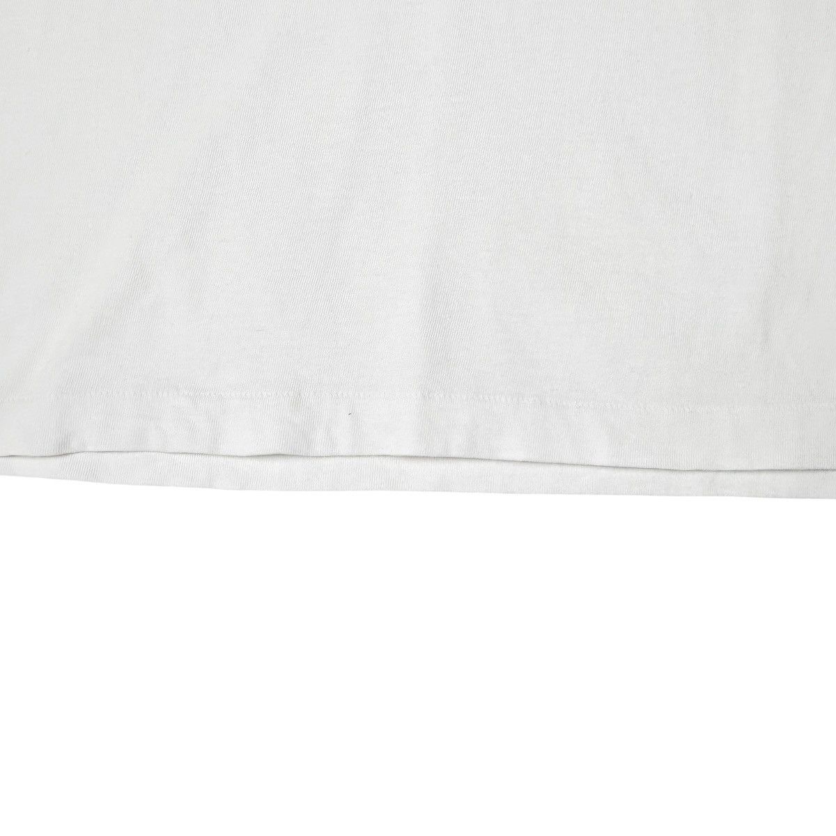 Kaws × Uniqlo KAWS x Uniqlo Passing Through Tee Size Large US Sizing Size US L / EU 52-54 / 3 - 3 Thumbnail