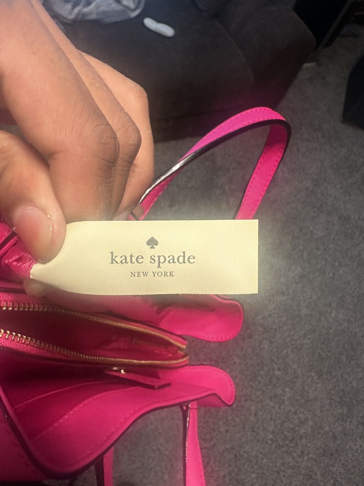 Kate Spade Kate spade *very rare* hot pink saffiano satchel Size ONE SIZE - 9 Thumbnail