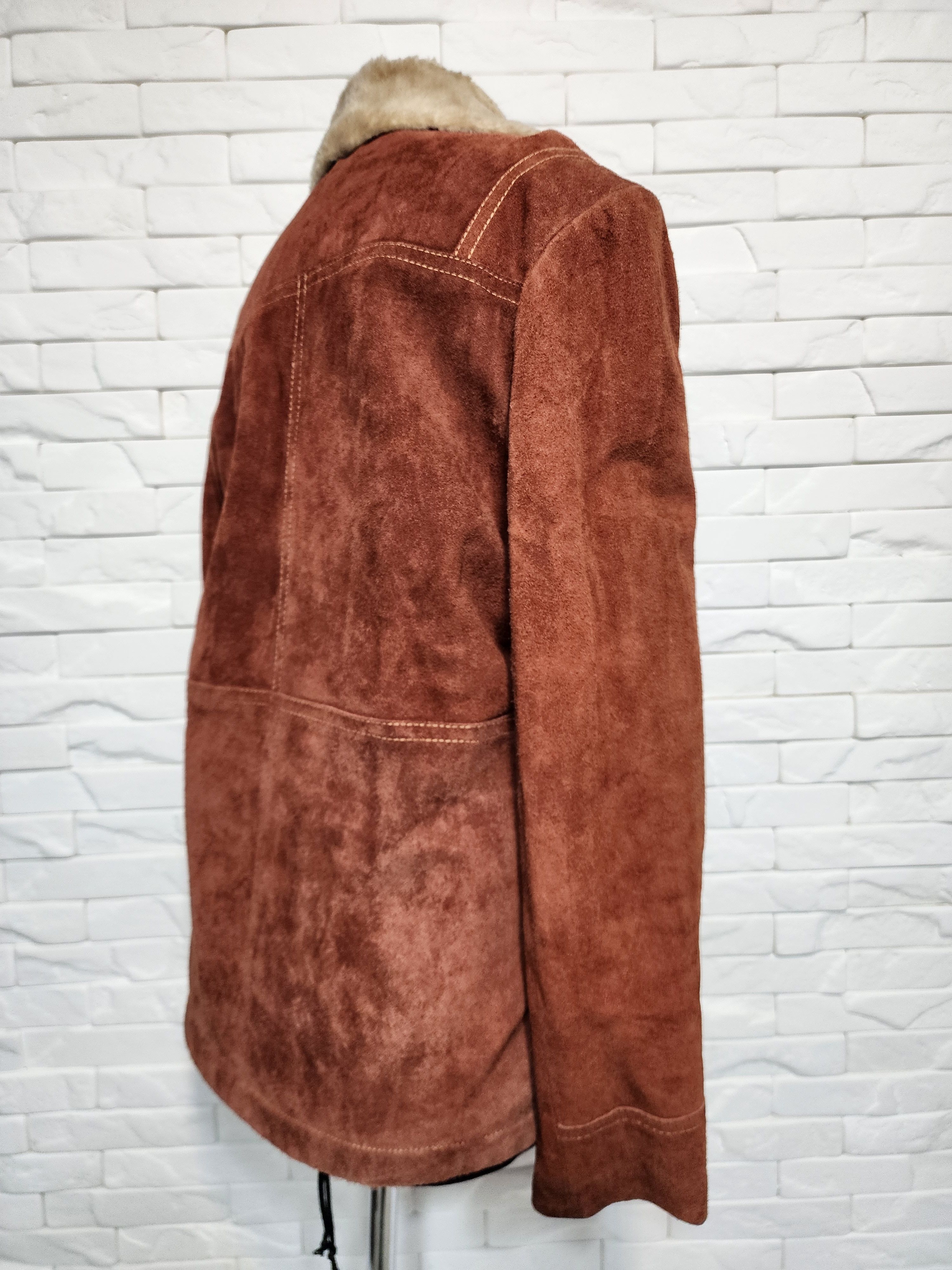 Genuine Leather Men's Suede Style Jacket: Faux Fur Insulation, Size US L / EU 52-54 / 3 - 5 Thumbnail