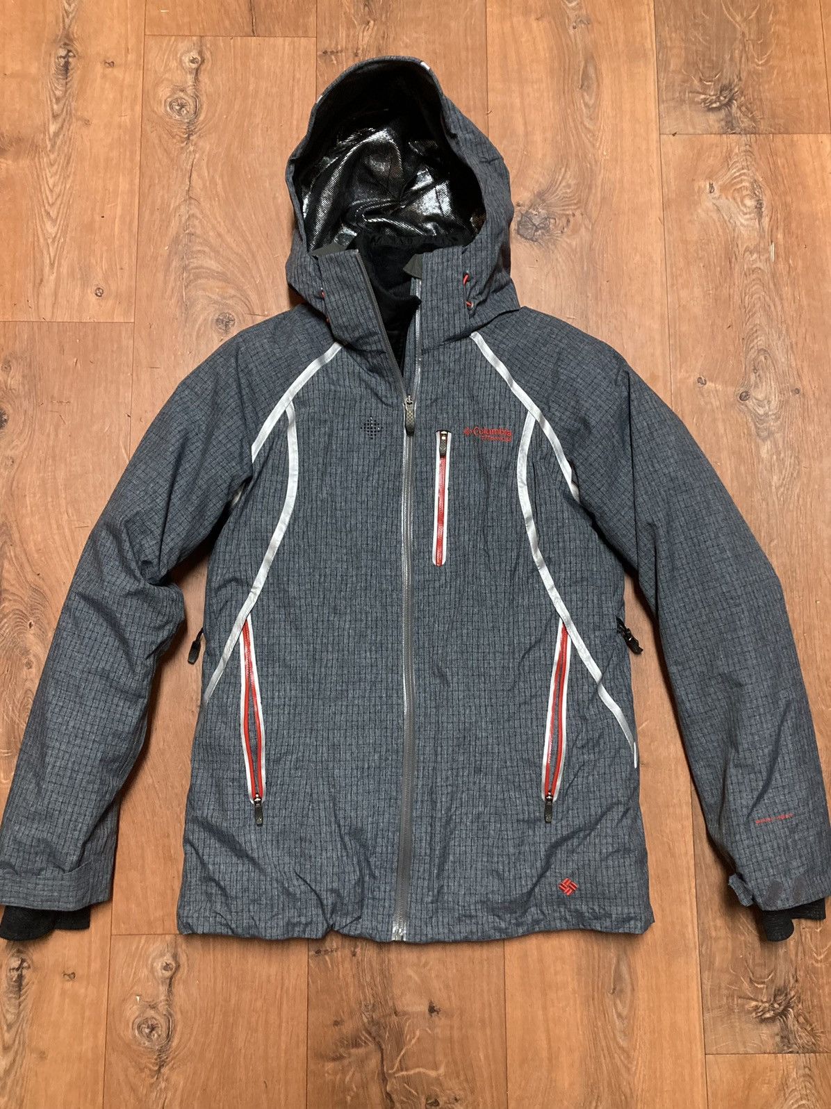 image of Columbia Snow Hottie Parka Titanium Omni Electric Heat Flaw in Grey, Women's (Size Small)