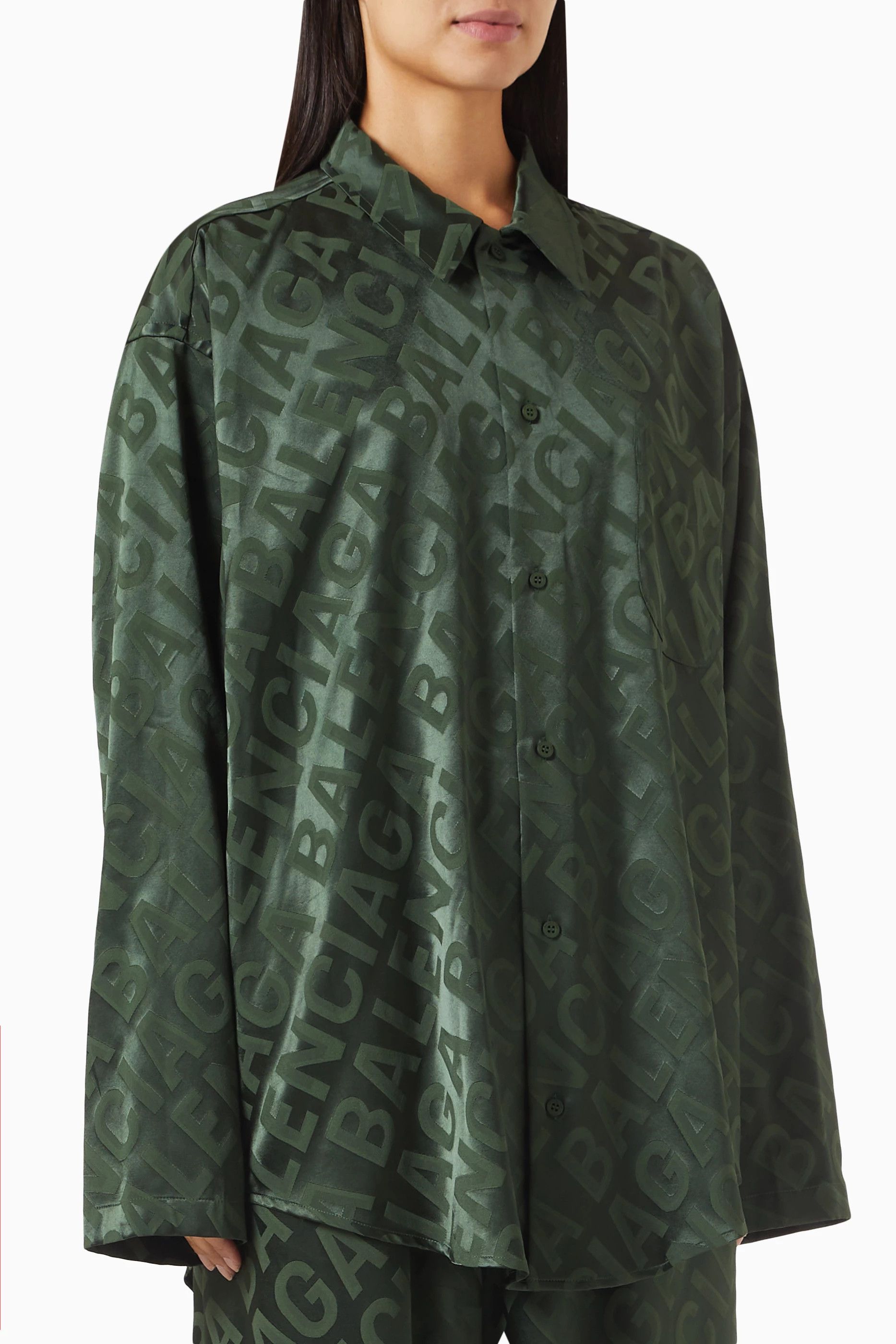 Balenciaga o1bcso1str0326 555 / Large Allover Logo Minimal Shirt Fit Size XS / US 0-2 / IT 36-38 - 3 Thumbnail