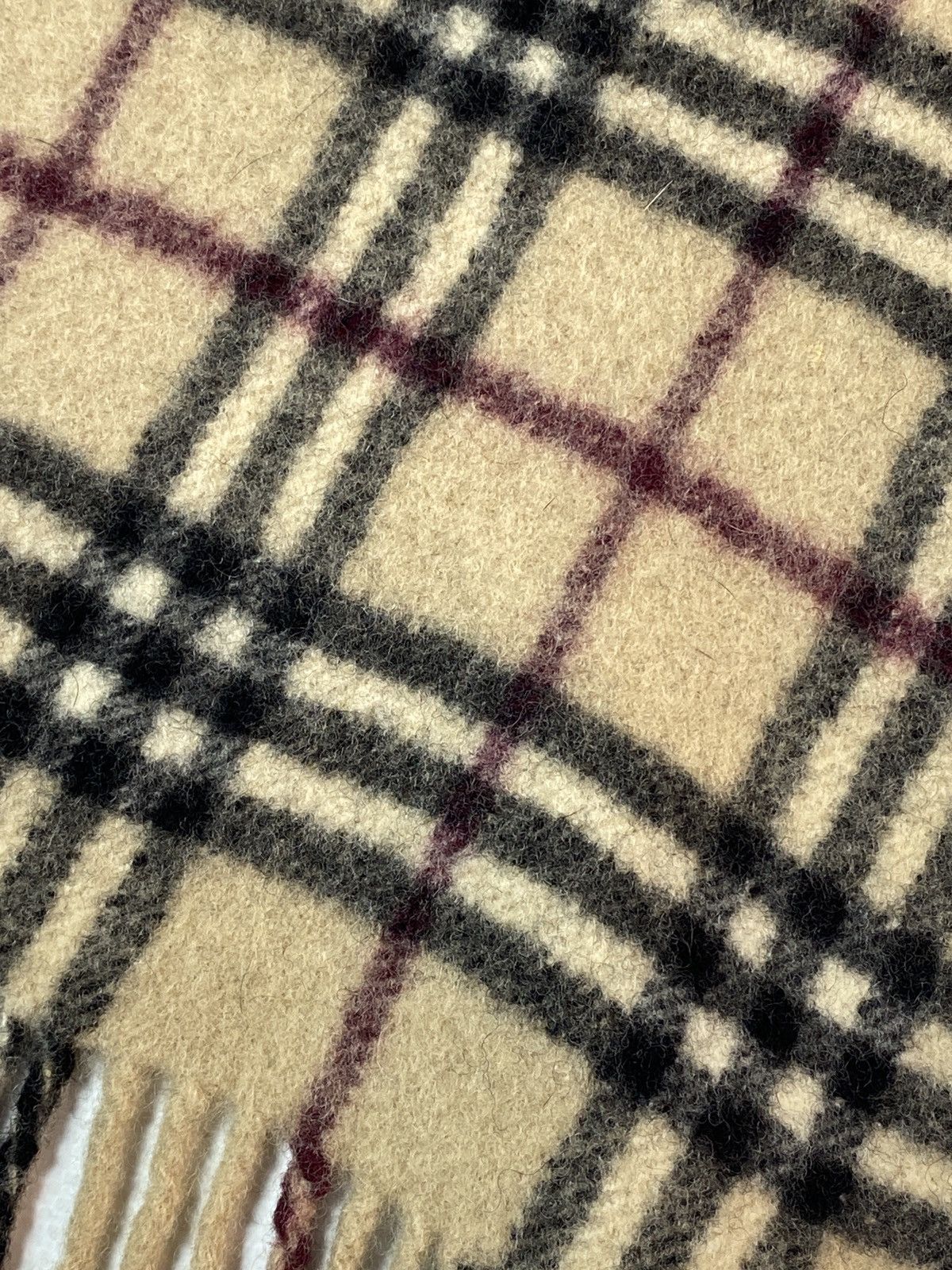Burberry Vintage Burberry Lambswool Scarf Size ONE SIZE - 4 Thumbnail