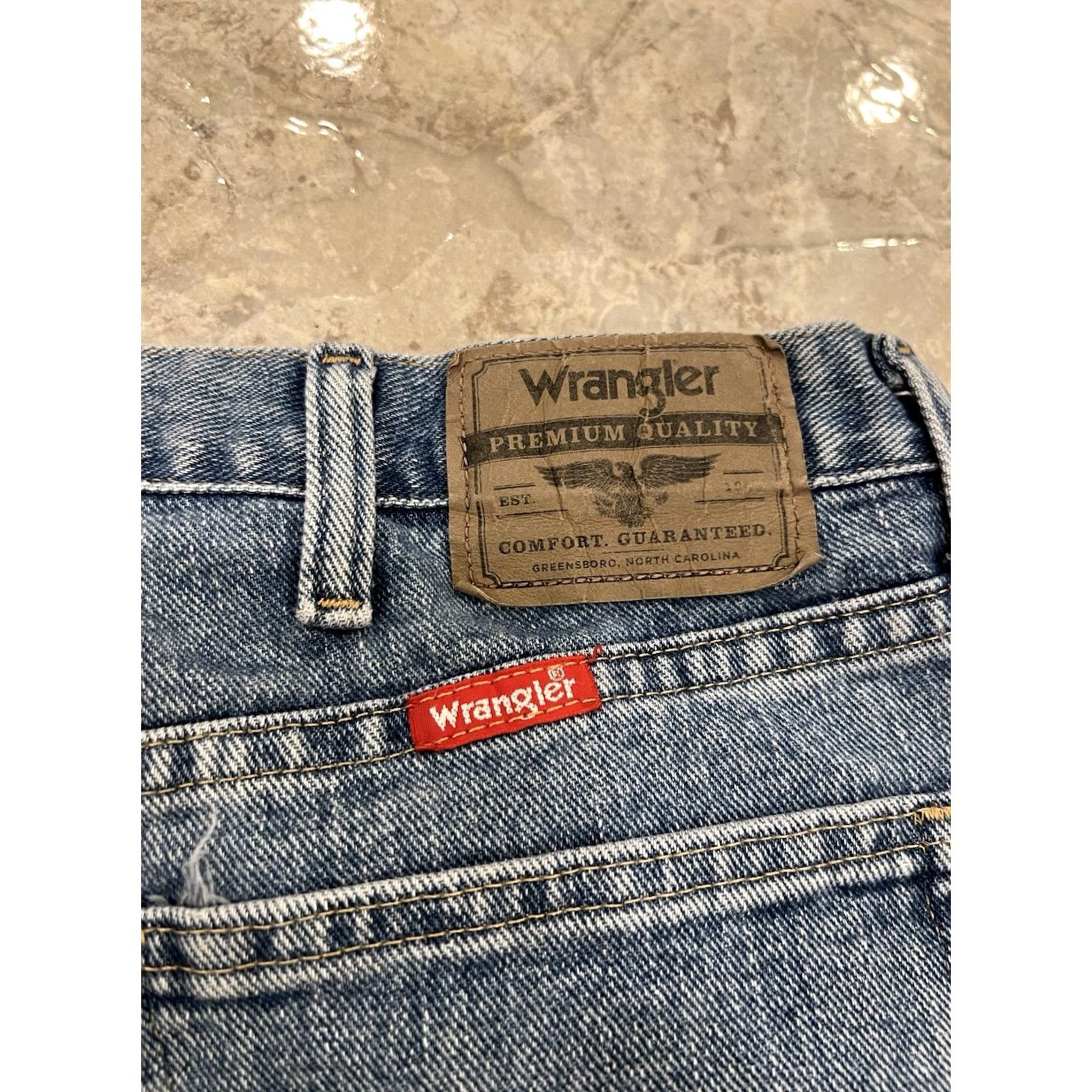 Wrangler VINTAGE Wrangler Jeans Shorts Bermuda 36 Men Blue Denim Distressed 10" Jorts 90s Grunge Hip Hop Workwear Casual Travel Mens Size US 36 / EU 52 - 3 Thumbnail