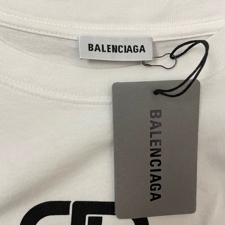 Balenciaga Balenciaga White Double B Lock Logo Short Sleeve T-Shirt 25 Size US L / EU 52-54 / 3 - 5 Thumbnail