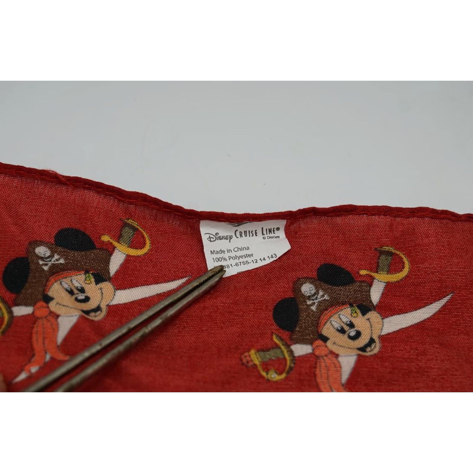 Disney VINTAGE Disney Handkerchief Bandanna Mickey Mouse Pirates Of The Caribbean Shirt Adult N/A Size ONE SIZE - 4 Thumbnail