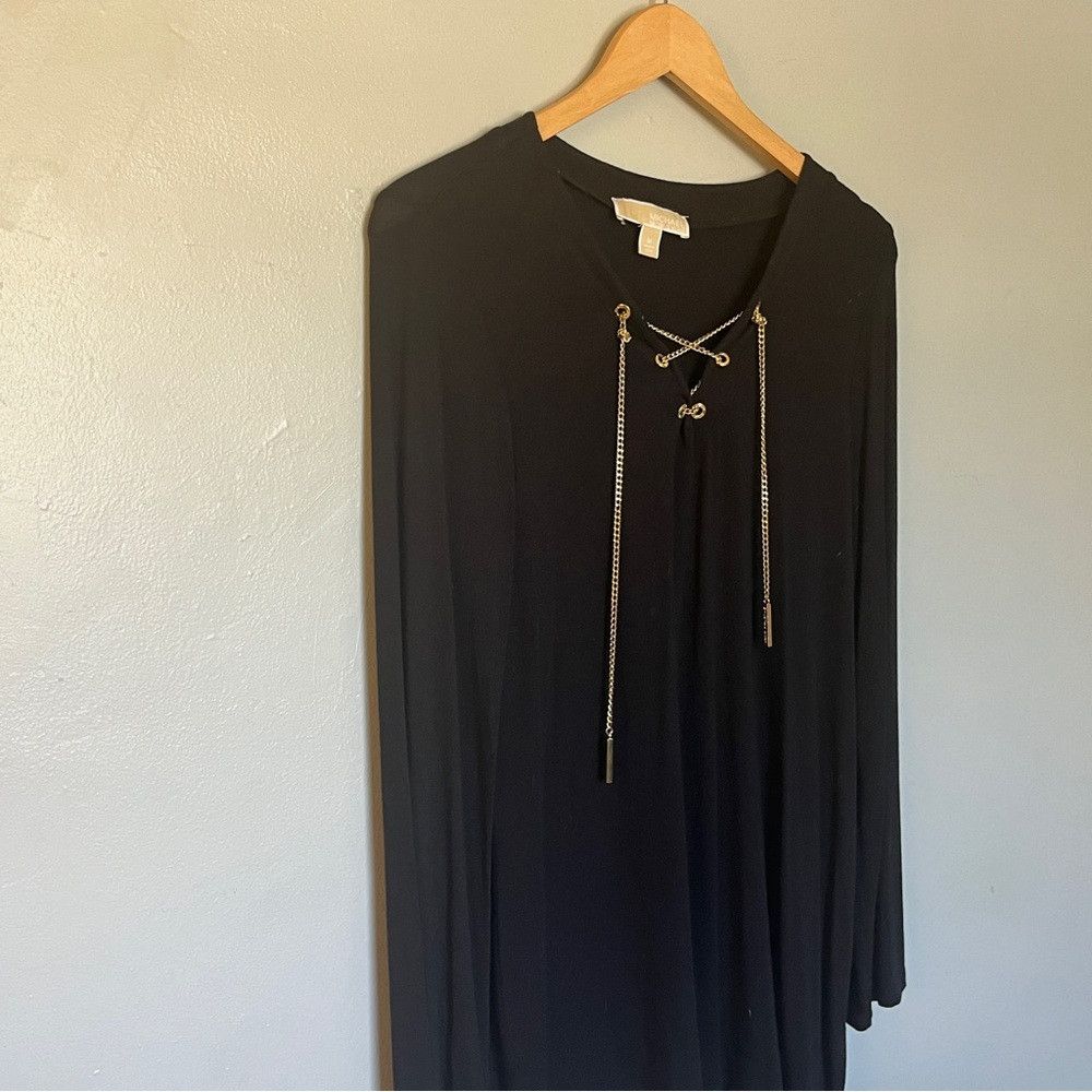 Designer Michael Kors Black Top Dress with Gold Chain Size Medium Size M / US 6-8 / IT 42-44 - 4 Thumbnail