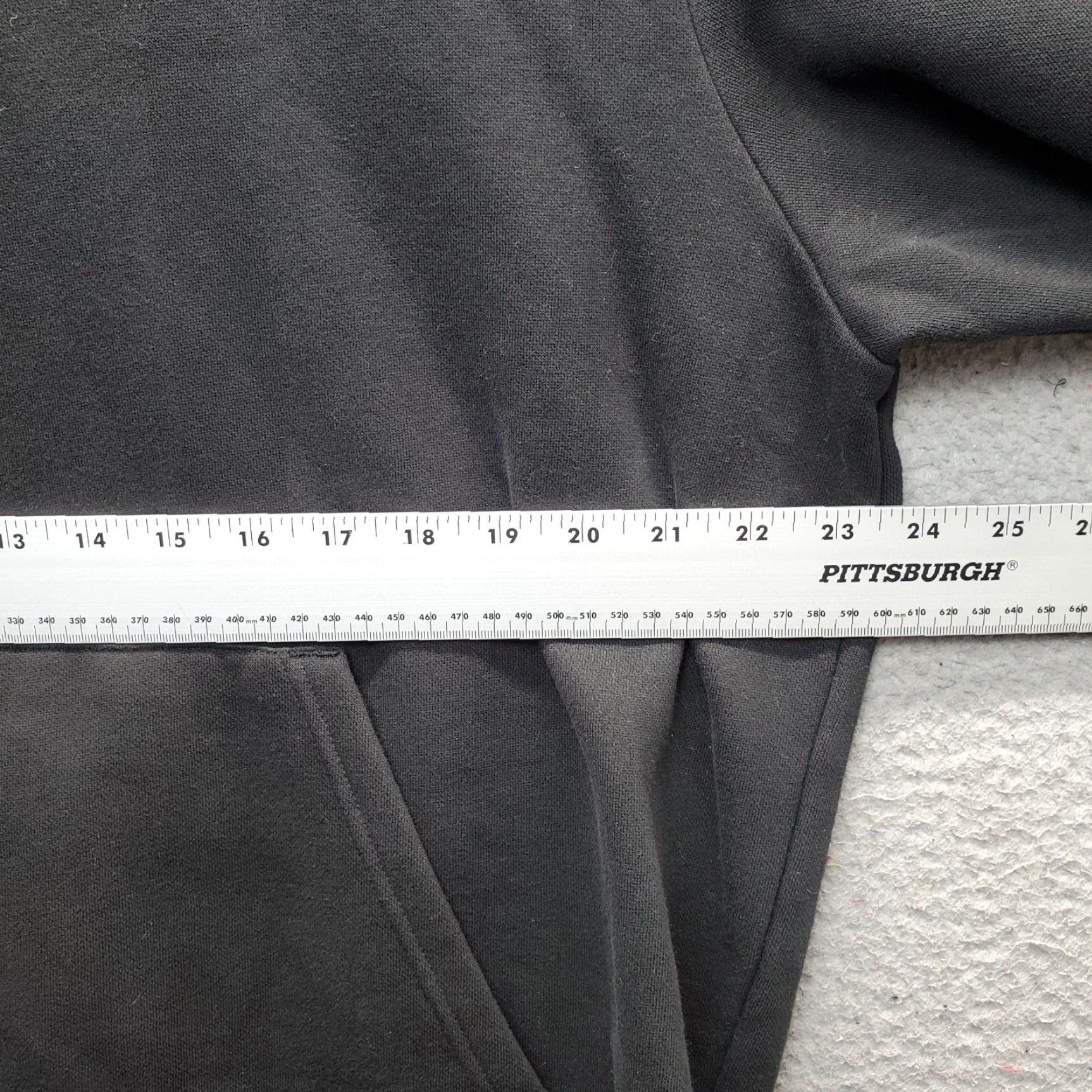 Puma Puma Hoodie Mens XL Black Fleece Lined Athletic Fit Drawstring Kangaroo Pockets Size US XL / EU 56 / 4 - 4 Thumbnail