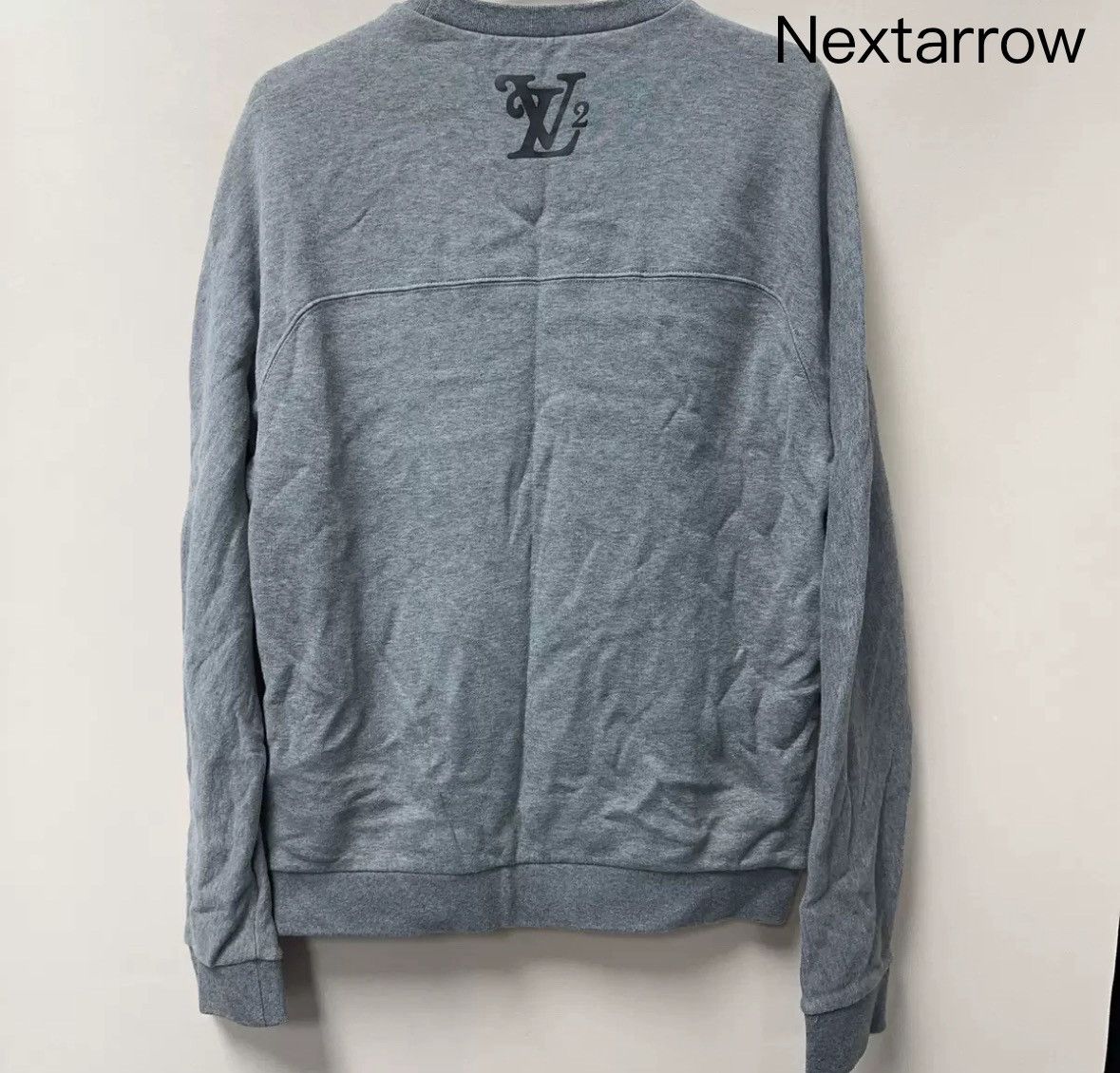 Louis Vuitton Louis Vuitton black 1.0 gray chest logo hoodie Size US M / EU 48-50 / 2 - 2 Thumbnail