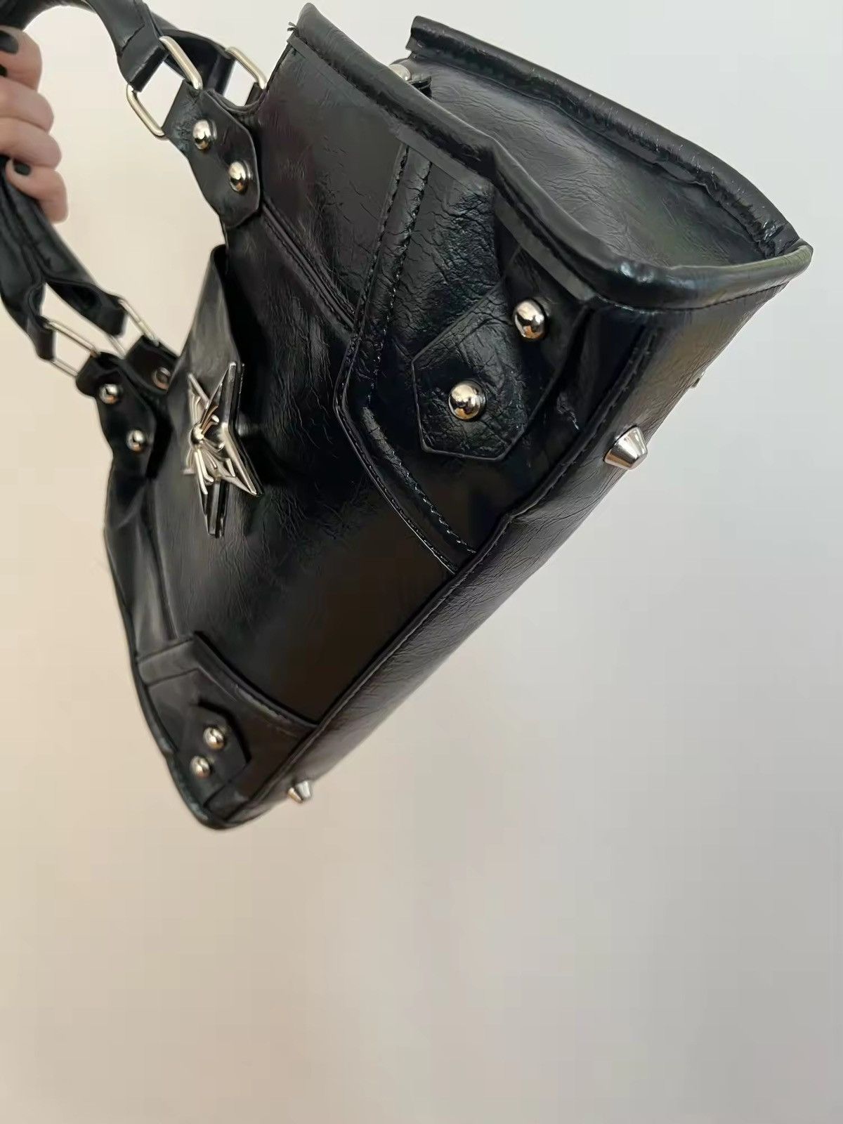Japanese Brand PU Leather Star Handbag - Edgy, Punk Rock Style Size ONE SIZE - 2 Thumbnail