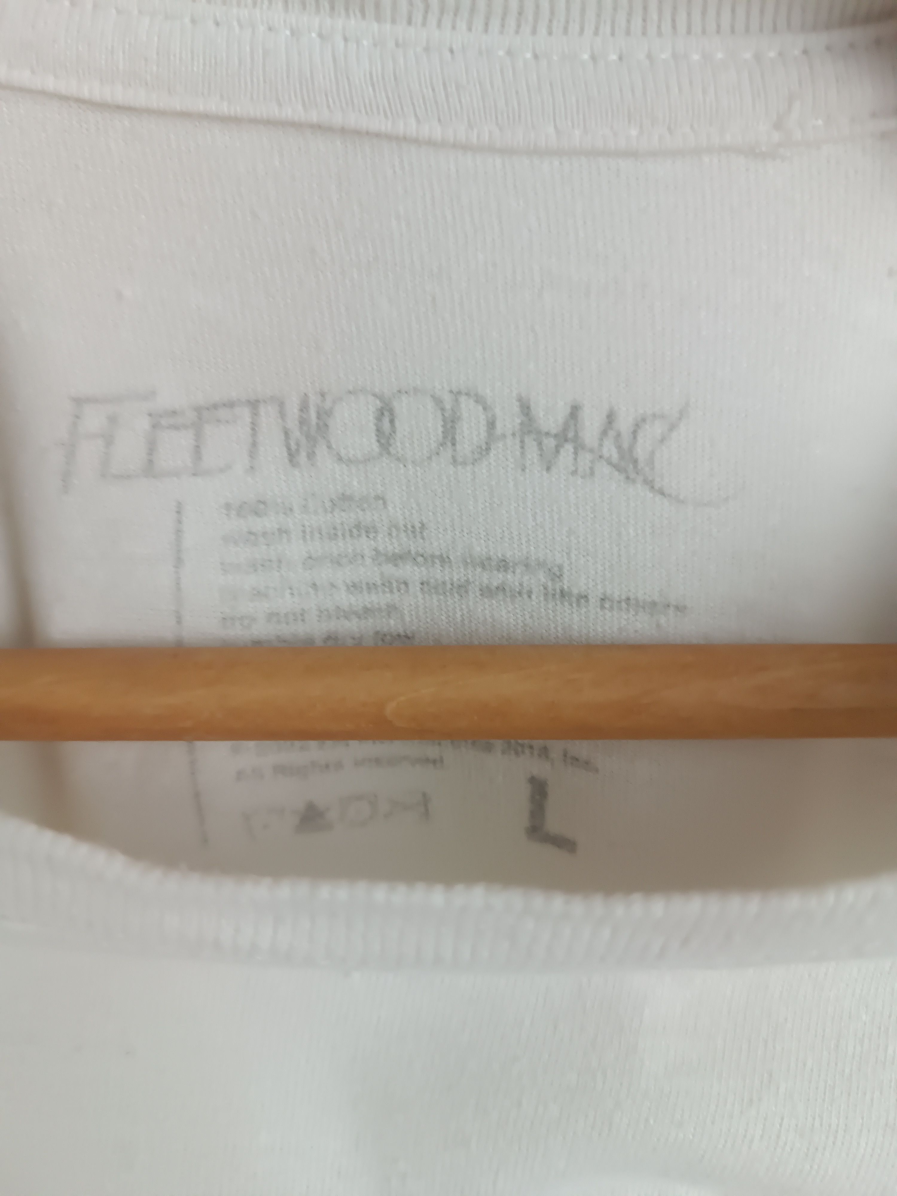 Band Tees VINTAGE Y2K FLEETWOOD MAC RUMOURS TEE ABBA ZEPPELIN EAGLES Size US L / EU 52-54 / 3 - 8 Thumbnail