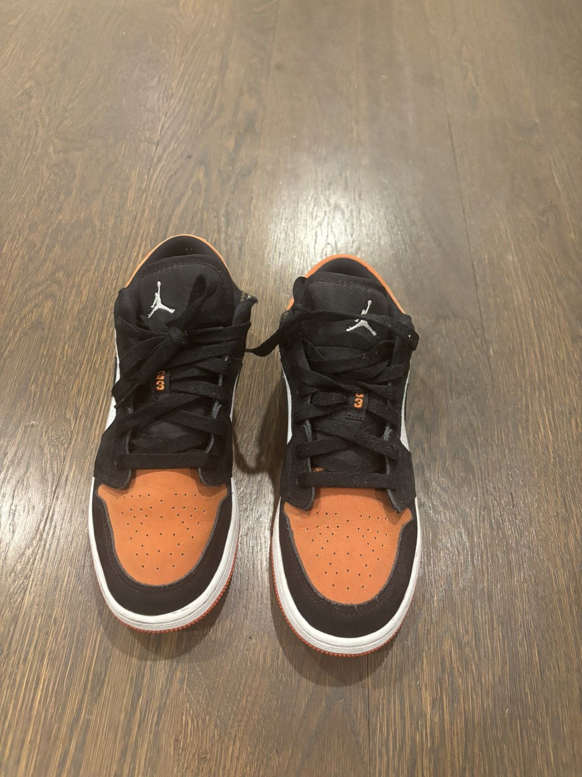 Jordan Brand Jordan 1s Shattered Backboards Size US 6 / IT 36 - 1 Thumbnail