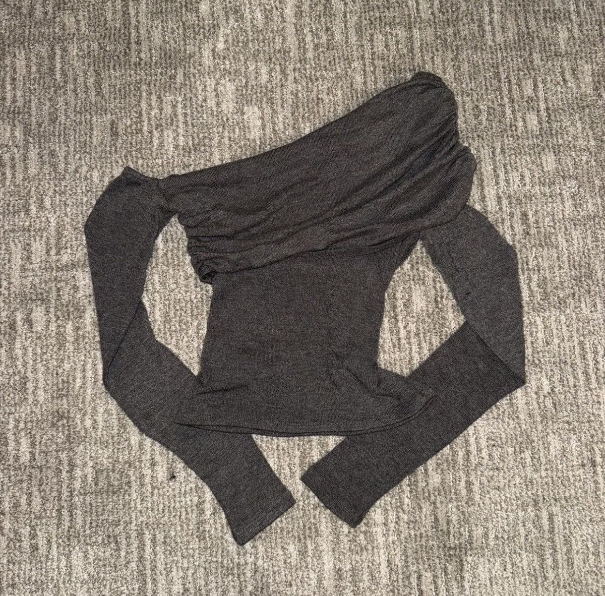Bershka bershka grey off the shoulder long sleeve top Size L / US 10 / IT 46 - 2 Thumbnail