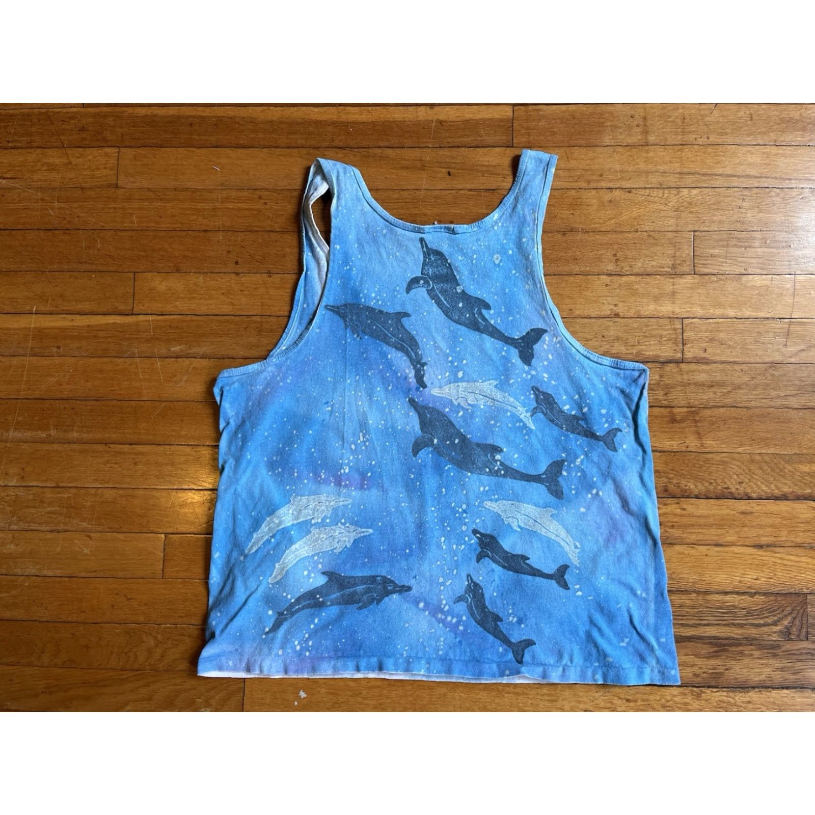Vintage VINTAGE HoTropics Nags Head Pro Dive Center Dolphin Tank Top Men’s XL Blue All Over Print Shirt Tank Top Dolphin 90s Animals Nautical Sports Mens Size US XL / EU 56 / 4 - 6 Thumbnail