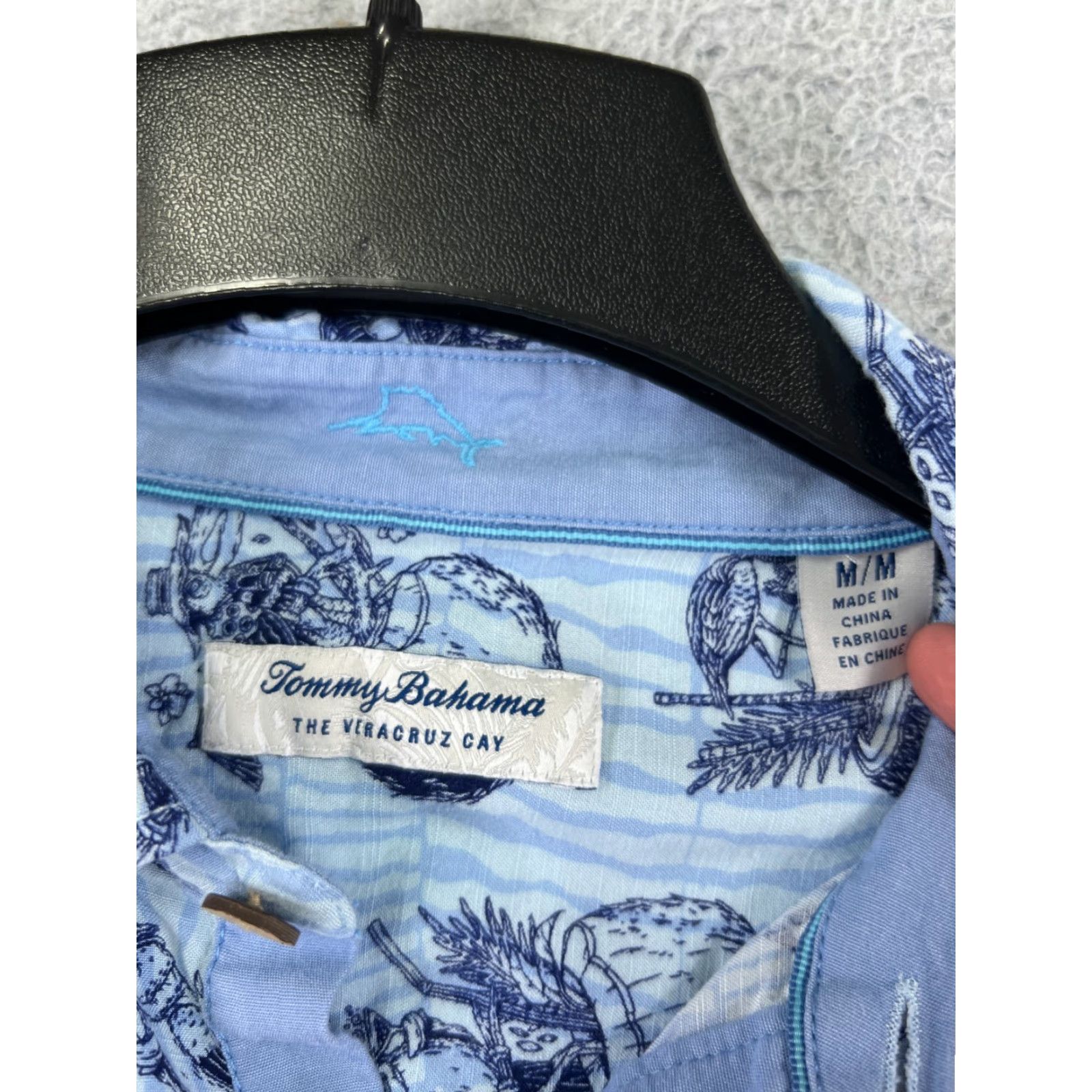 Tommy Bahama Tommy Bahama Shirt Men Medium Blue Veracruz Cay Tropical Drinks Birds Coconut Size US M / EU 48-50 / 2 - 7 Thumbnail