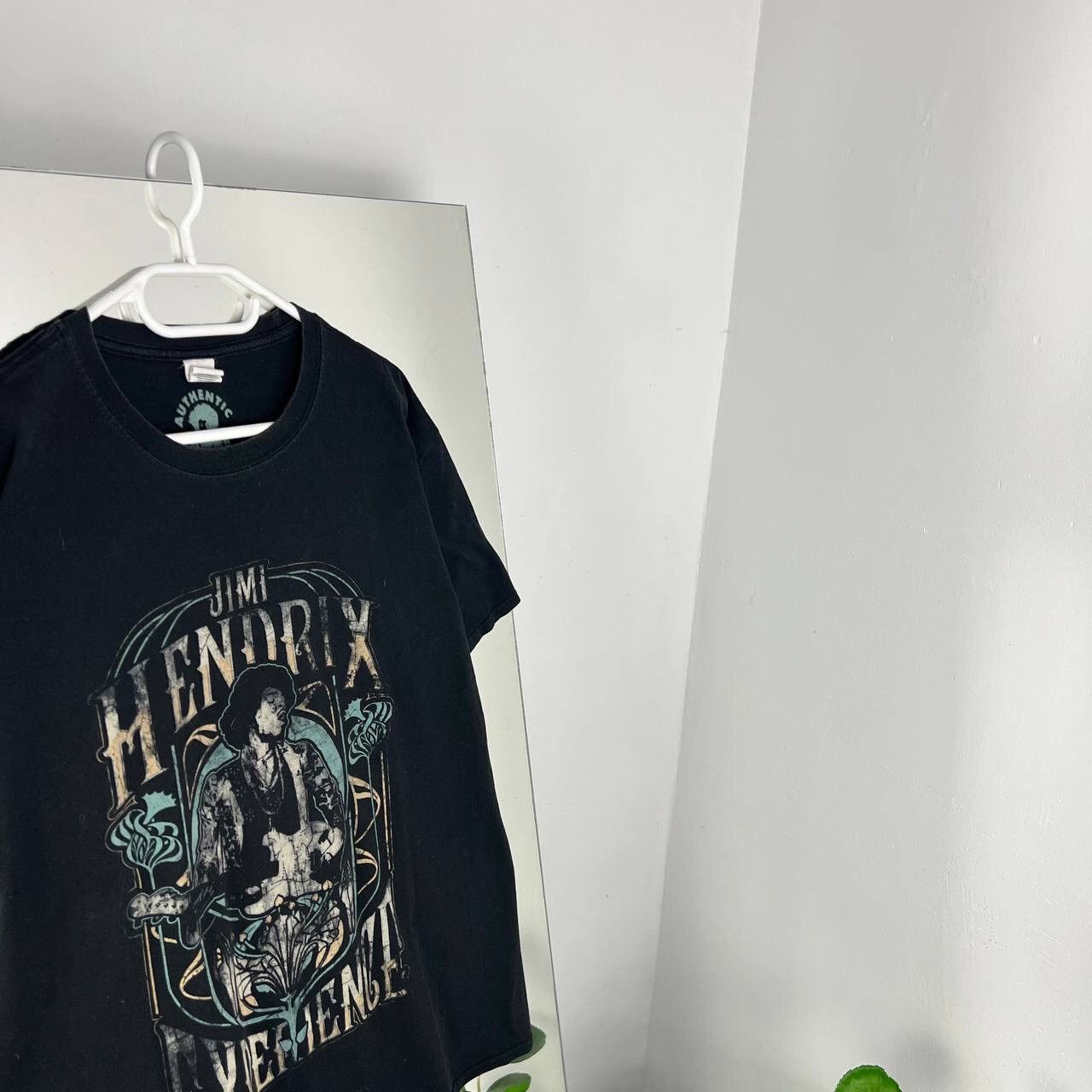 Jimi Hendrix Jimi Hendrix Vintage Rock Tee Size US XL / EU 56 / 4 - 2 Thumbnail