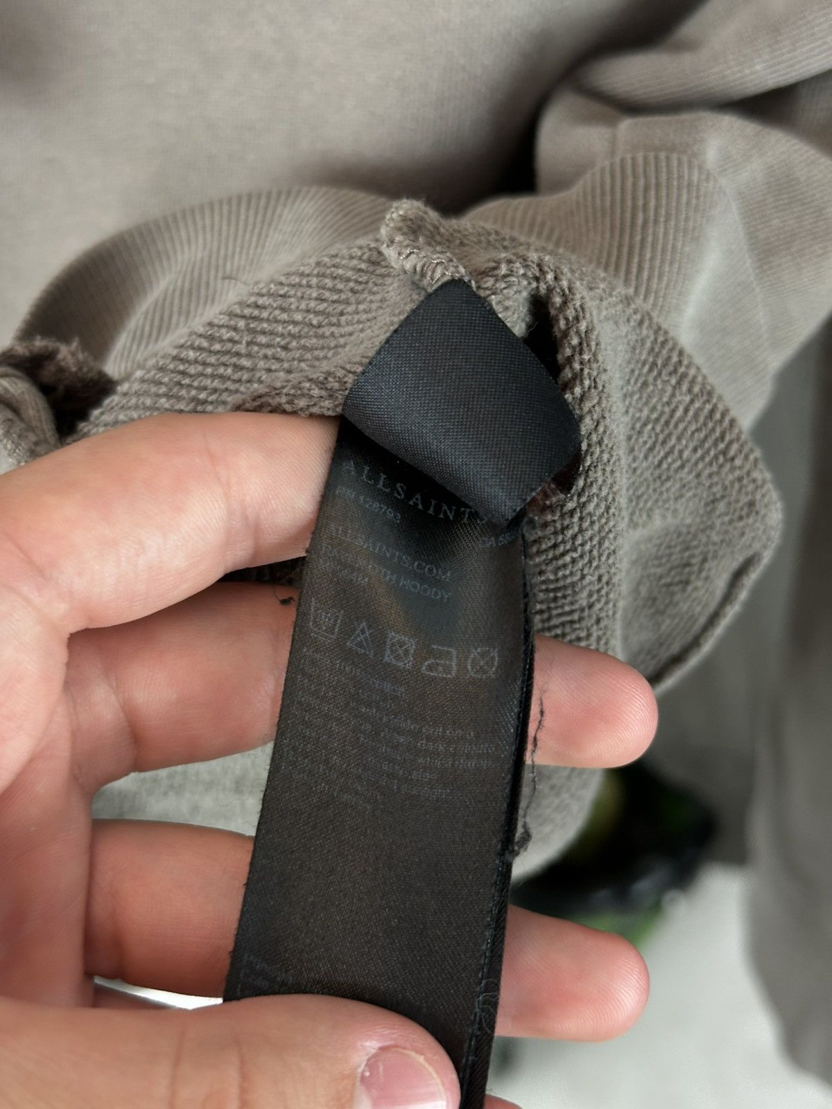 Allsaints Vintage Allsaints Base Mini Logo Hoodie Size US S / EU 44-46 / 1 - 9 Thumbnail