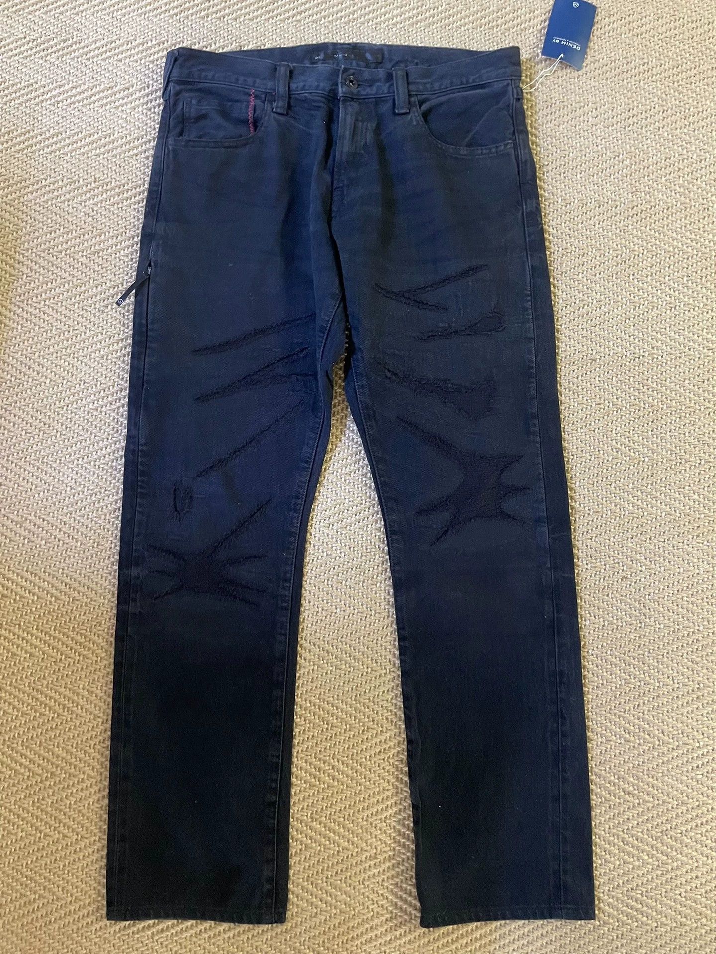Vanquish VANQUISH x FRAGMENT DISTRESSED WASHED JEANS W32 Size US 32 / EU 48 - 1 Thumbnail