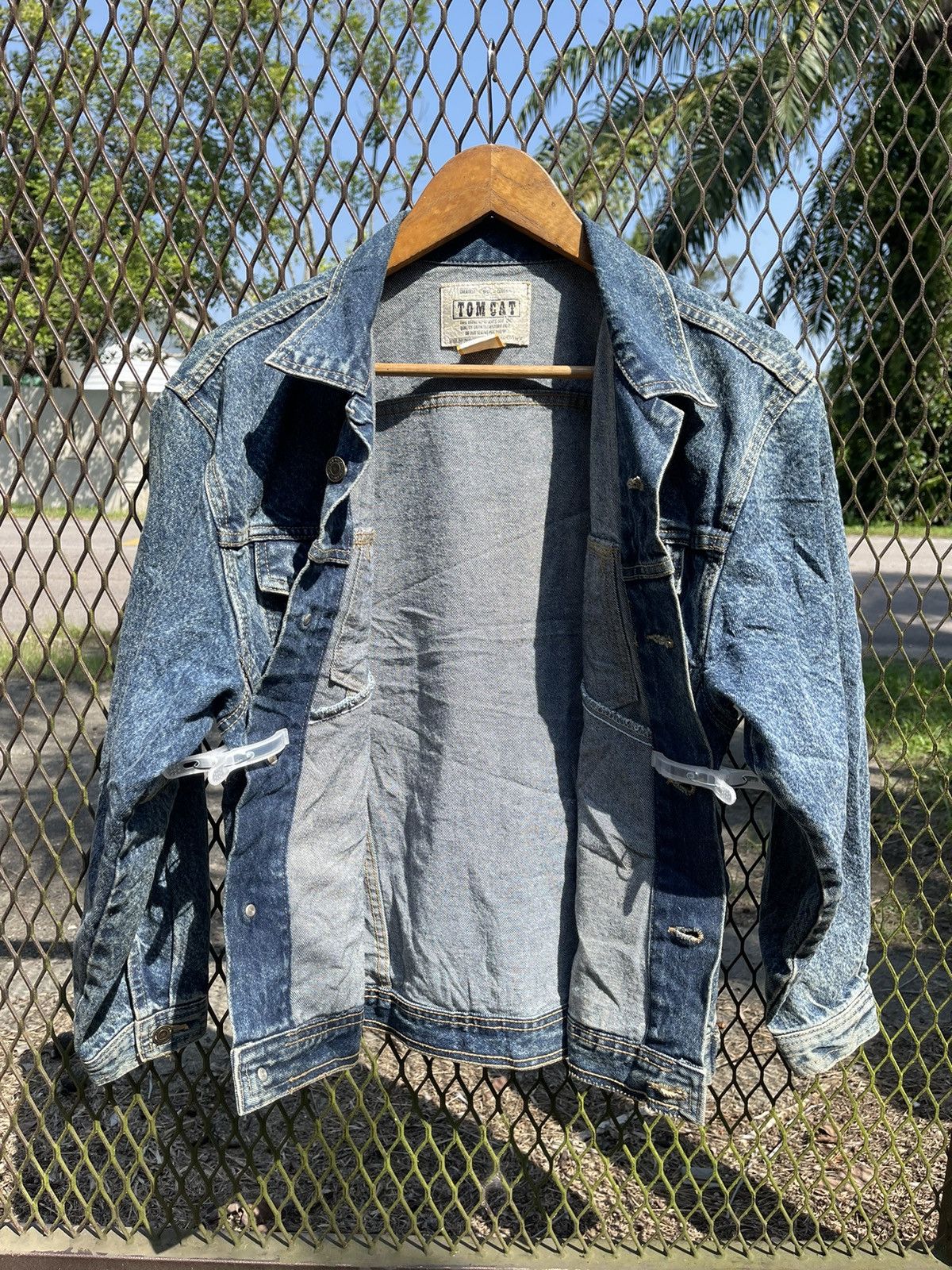 Japanese Brand Vintage Tom Cat Distressed Denim Jacket 90s JapaneseWorkwear Size US M / EU 48-50 / 2 - 12 Thumbnail