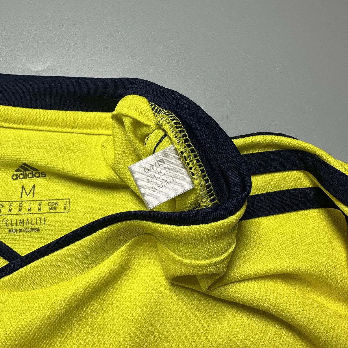 Vintage COLOMBIA ADIDAS 2018 WORLD CUP SOCCER HOME JERSEY #10 JAMES Size US M / EU 48-50 / 2 - 6 Thumbnail