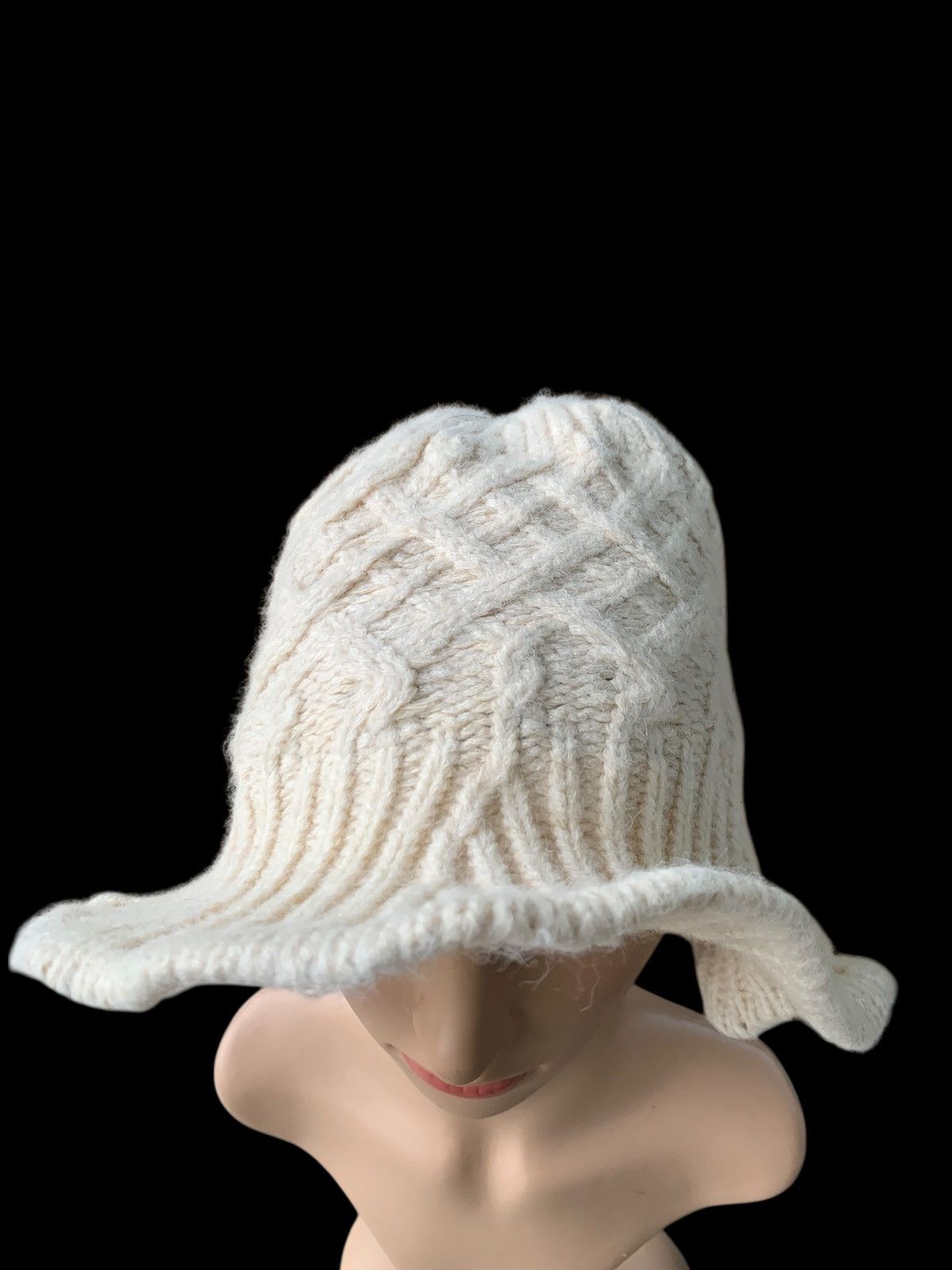 Japanese Brand × Kapital × Vintage Crochet Big Cable Knitted Bucket Hat Japanese Style Size ONE SIZE - 4 Thumbnail
