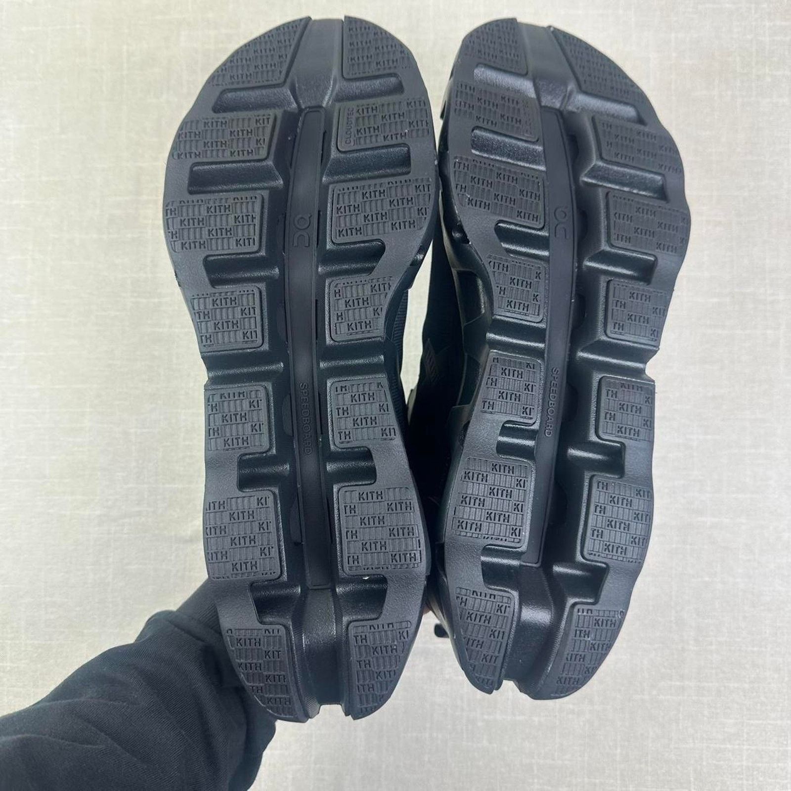 Kith 🖤 Kith x On Running K-Tech 1 "Black" 9M Size US 9 / EU 42 - 6 Thumbnail