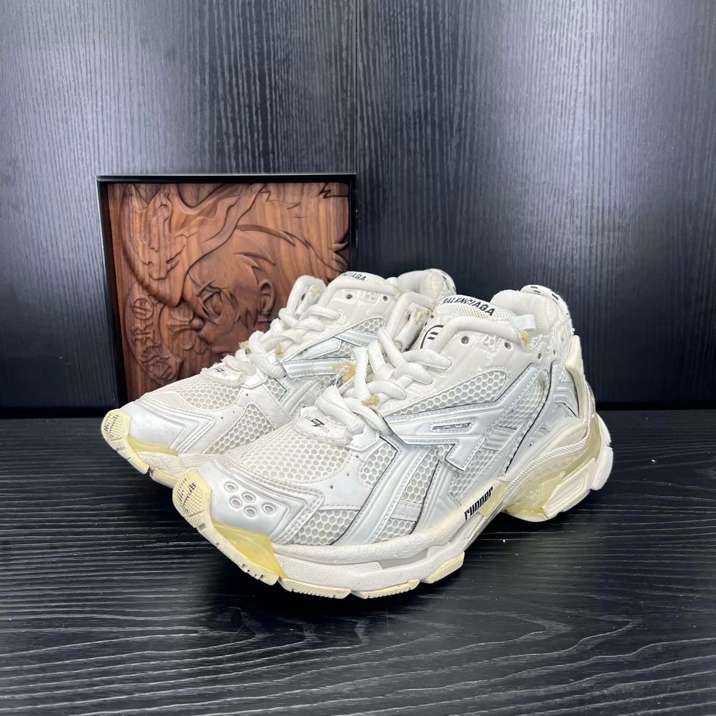 Balenciaga Balenciaga Runner White 42 Side Sponge Wear Size US 9 / EU 42 - 1 Thumbnail