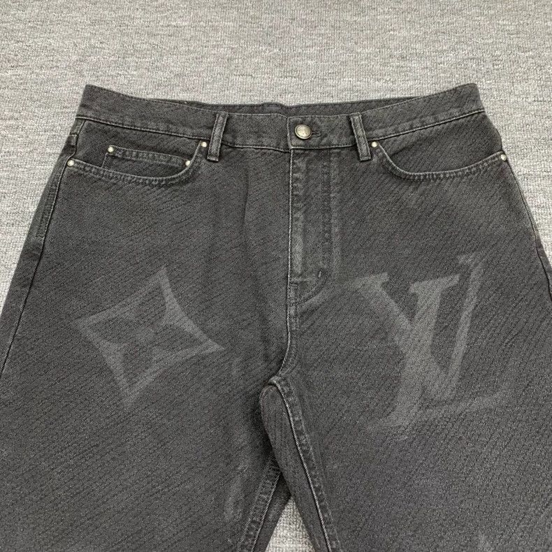 Louis Vuitton LOUIS VUITTON Black Gradient Full Logo Jeans Size US 34 / EU 50 - 8 Thumbnail