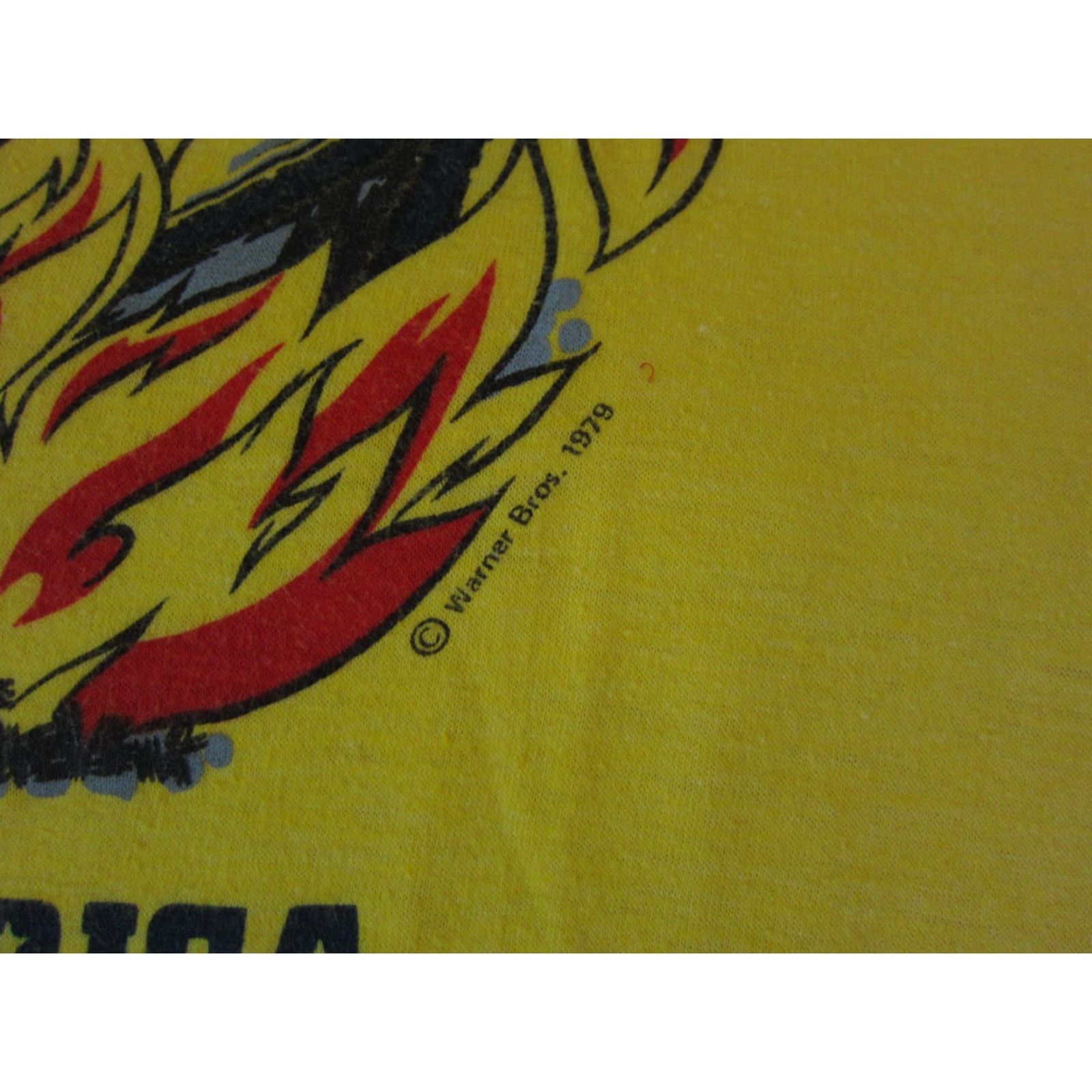Vintage VINTAGE Looney Tunes Shirt Mens L Yellow 70s Made in USA Taz Devil Flames Shirts Size US L / EU 52-54 / 3 - 4 Thumbnail