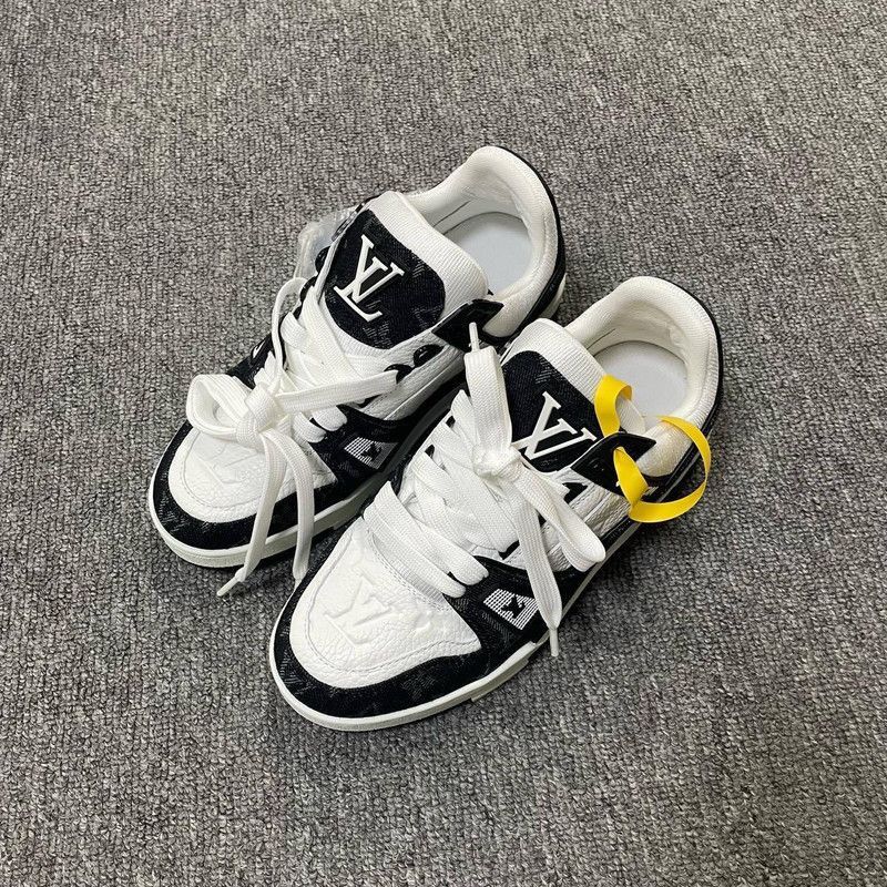 Louis Vuitton Louis Vuitton Trainer Low Top Casual Shoes - Size US 9 / EU 42 - 1 Thumbnail