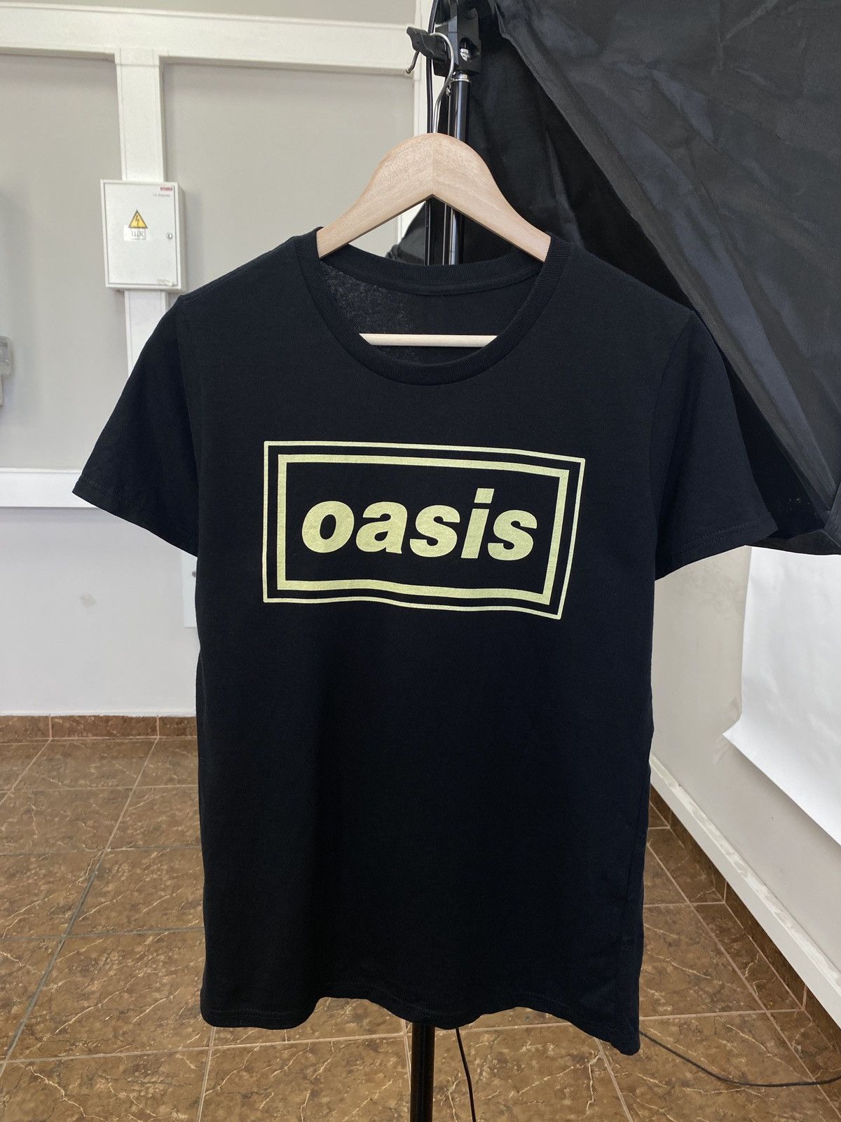Band Tees 🇬🇧 Vintage Y2K Oasis Britpop T-Shirt Rare Liam Gallagher Size US S / EU 44-46 / 1 - 1 Thumbnail