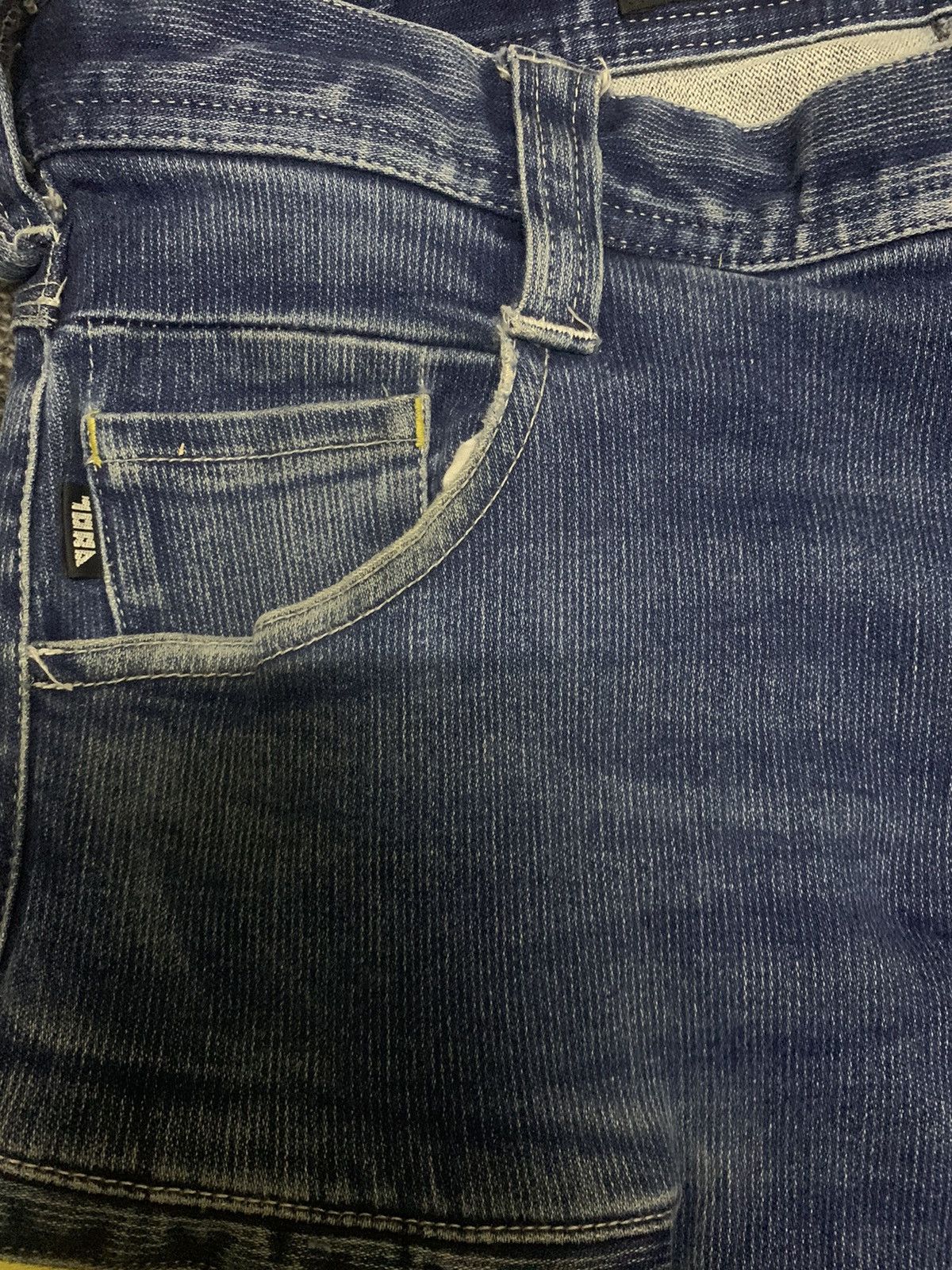 Japanese Brand Vintage Japanese Brand Multi-pockets Utility Workwear Jeans Size US 32 / EU 48 - 6 Thumbnail