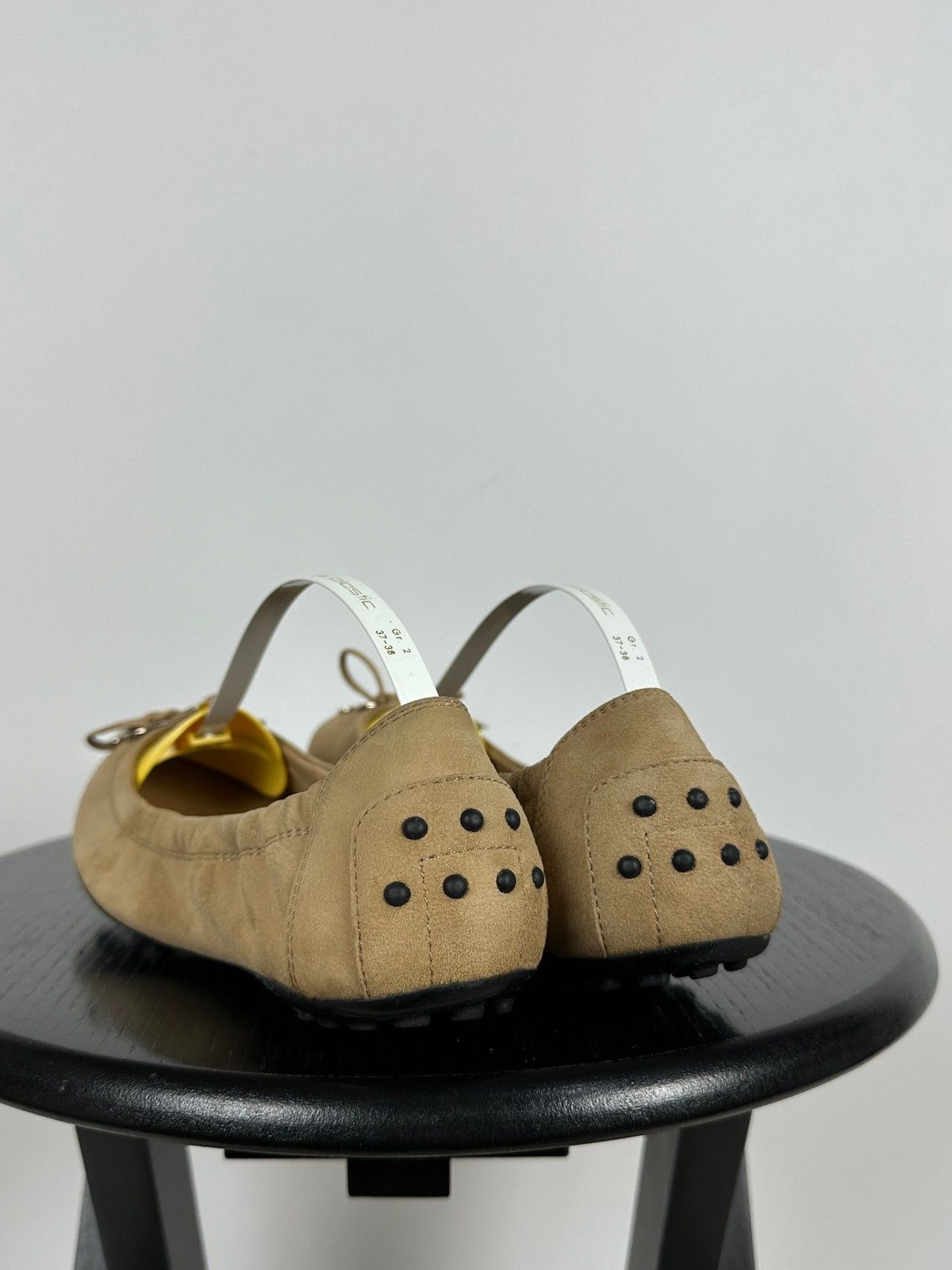 Tod's Tod’s Beige Suede Ballet Flats Size US 8.5 / IT 38.5 - 4 Thumbnail