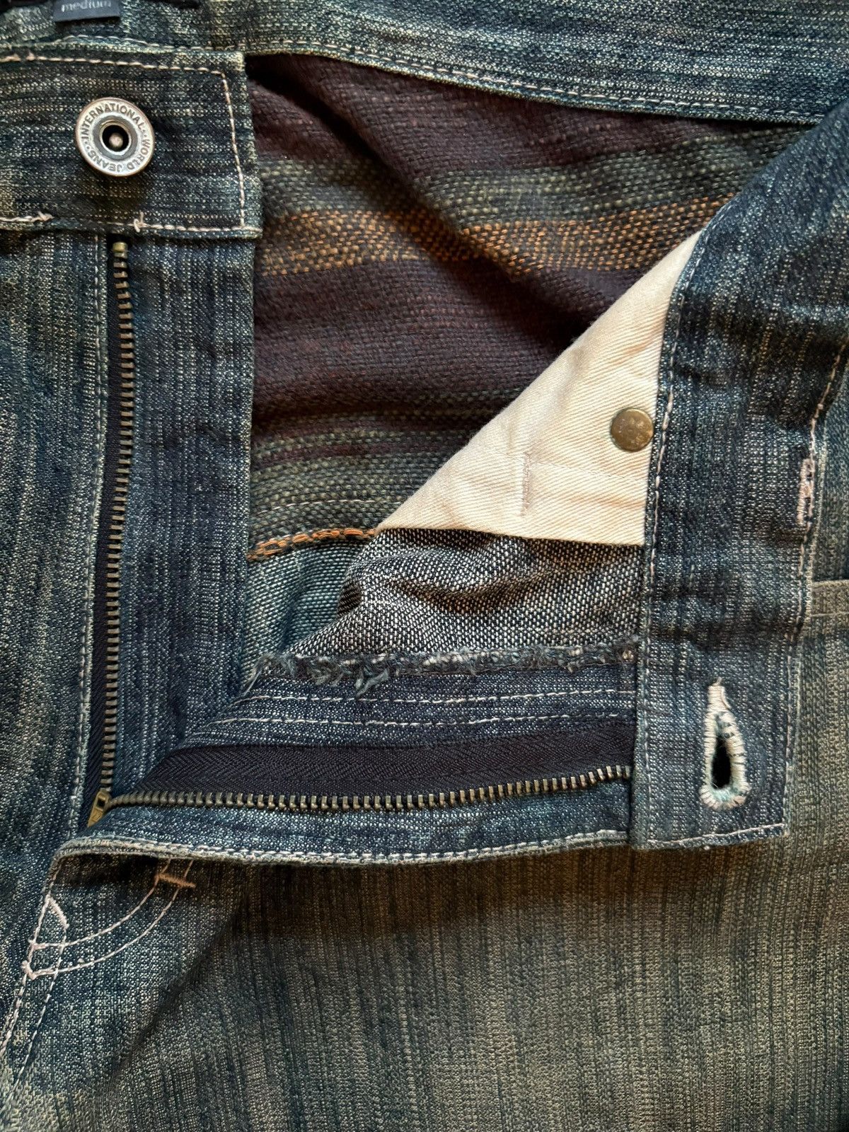 Japanese Brand Vintage Japanese Brand Rusty Mud Wash Loose Baggy Jeans Size US 34 / EU 50 - 9 Thumbnail