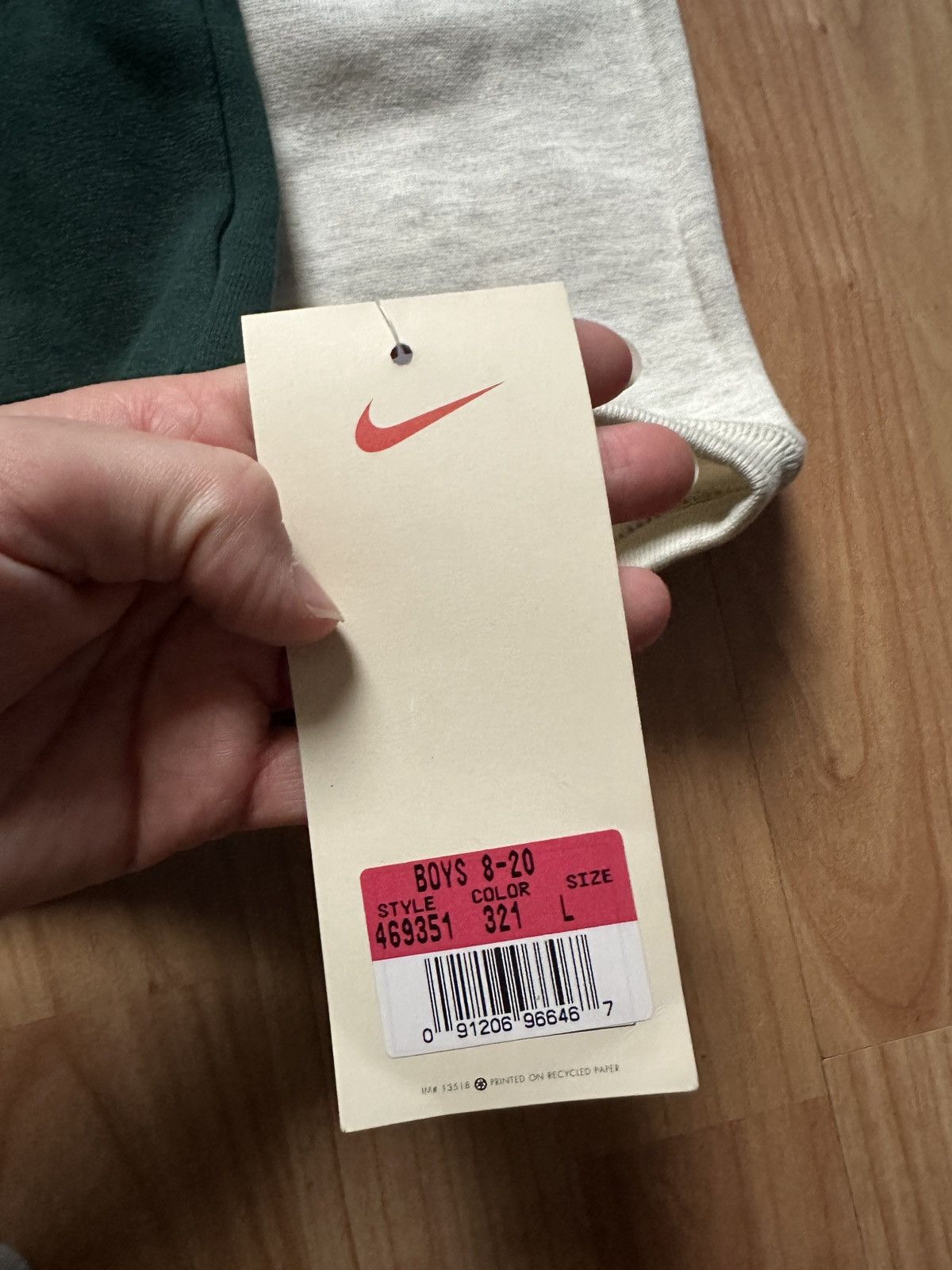 Nike Vintage DSWT 90s Nike USA Spellout sweatshirt size XS-S fit Size US XS / EU 42 / 0 - 6 Thumbnail