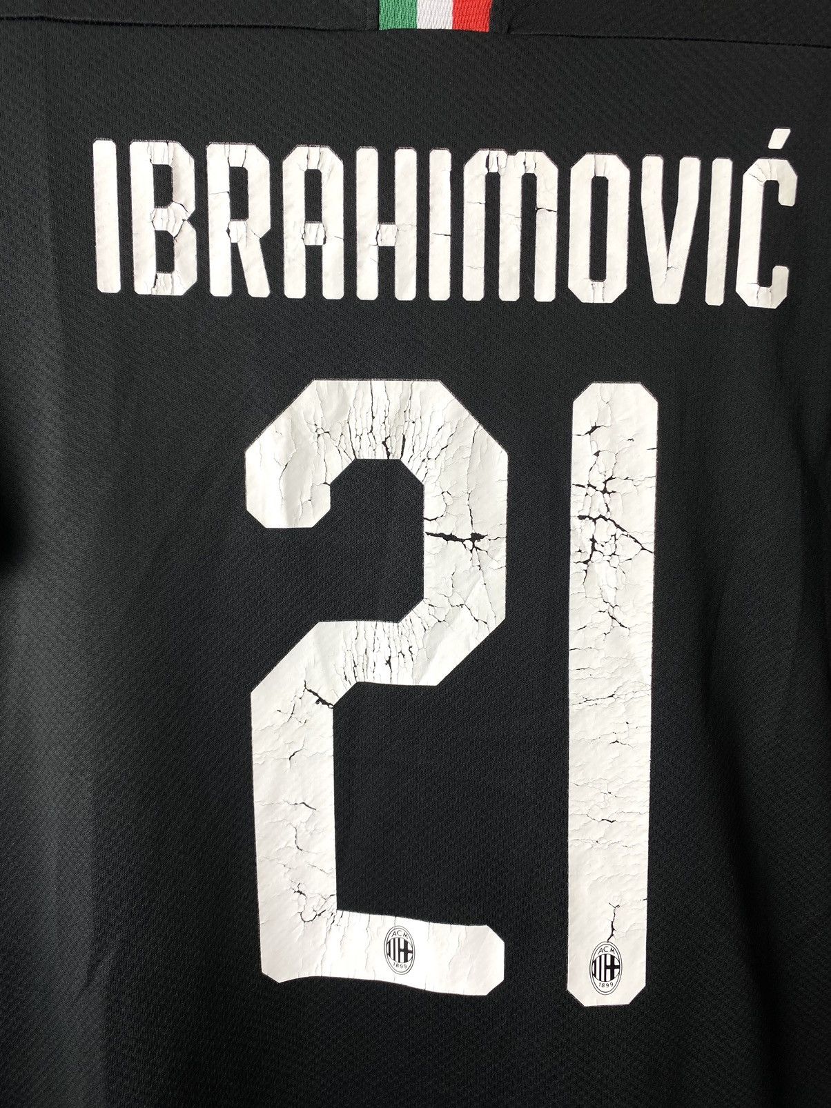 Puma Vintage Puma Ibrahimovic ACM Milan Soccer Jersey T Shirt Size US M / EU 48-50 / 2 - 13 Thumbnail