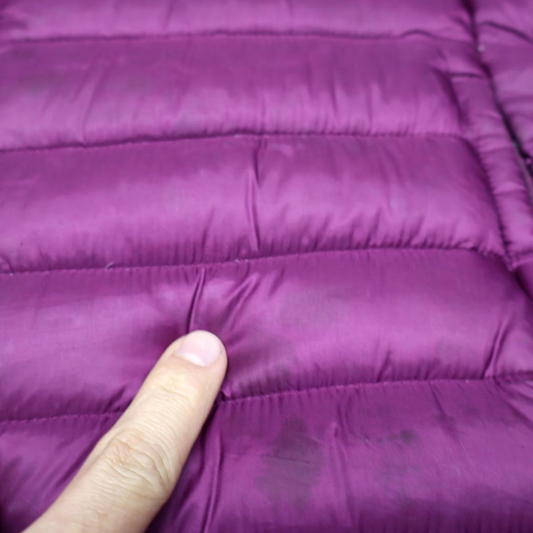 Vintage VINTAGE Cabela's Down Vest Womens 2XL Purple Quilted Puffer Lightweight Insulated Warm Size XXL / US 16-18 / IT 52-54 - 4 Thumbnail