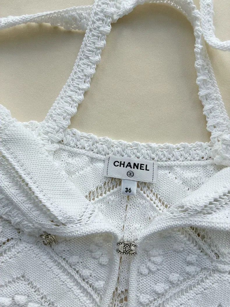 Chanel Chanel 23c white hollow knitted suspender vest Size XS / US 0-2 / IT 36-38 - 4 Thumbnail