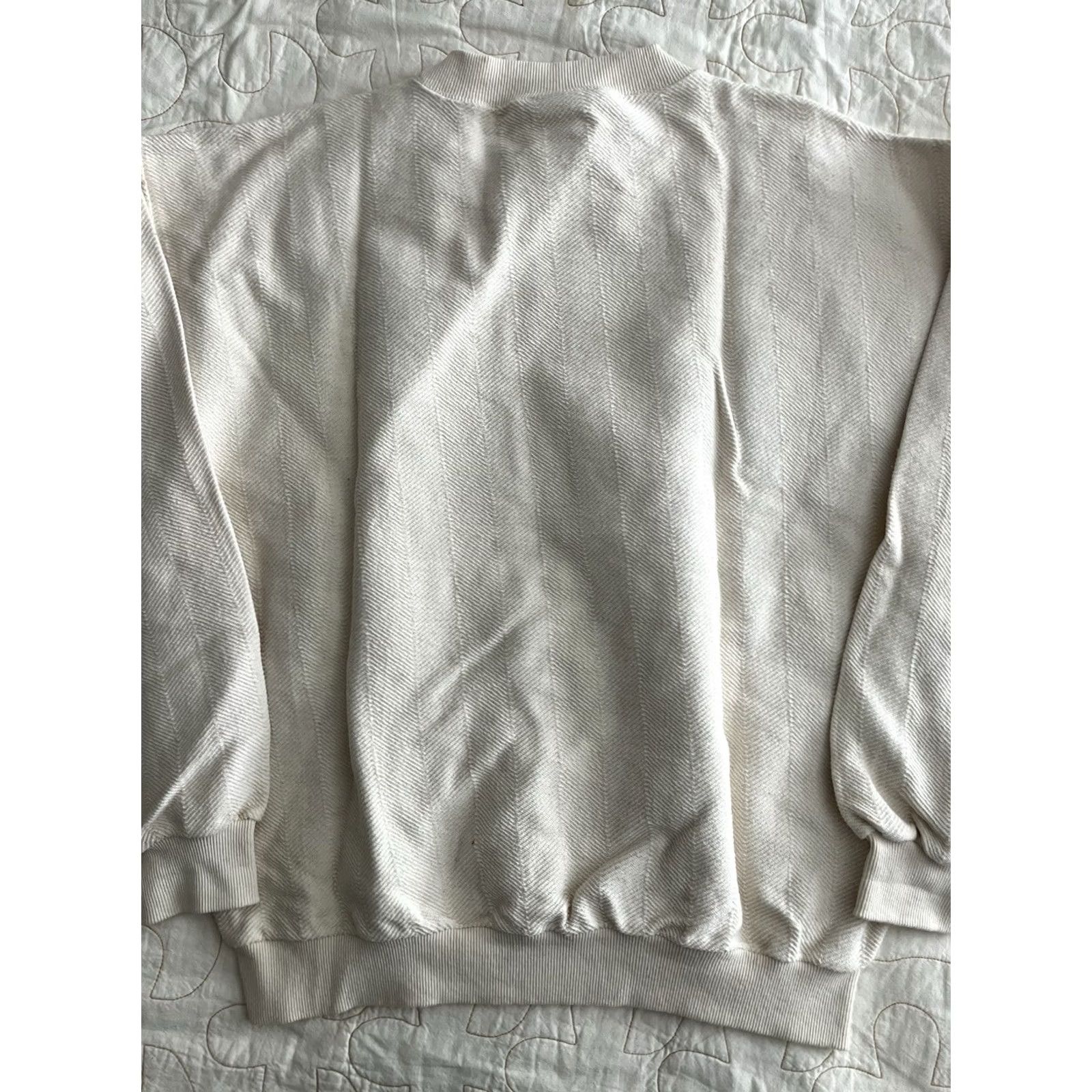 Vintage VINTAGE American outdoorsmen Sweater Crew Neck Long Sleeve Embroidered Wolf Large Ivory Men Pullover 80s Outdoor Hunting Size US L / EU 52-54 / 3 - 5 Thumbnail