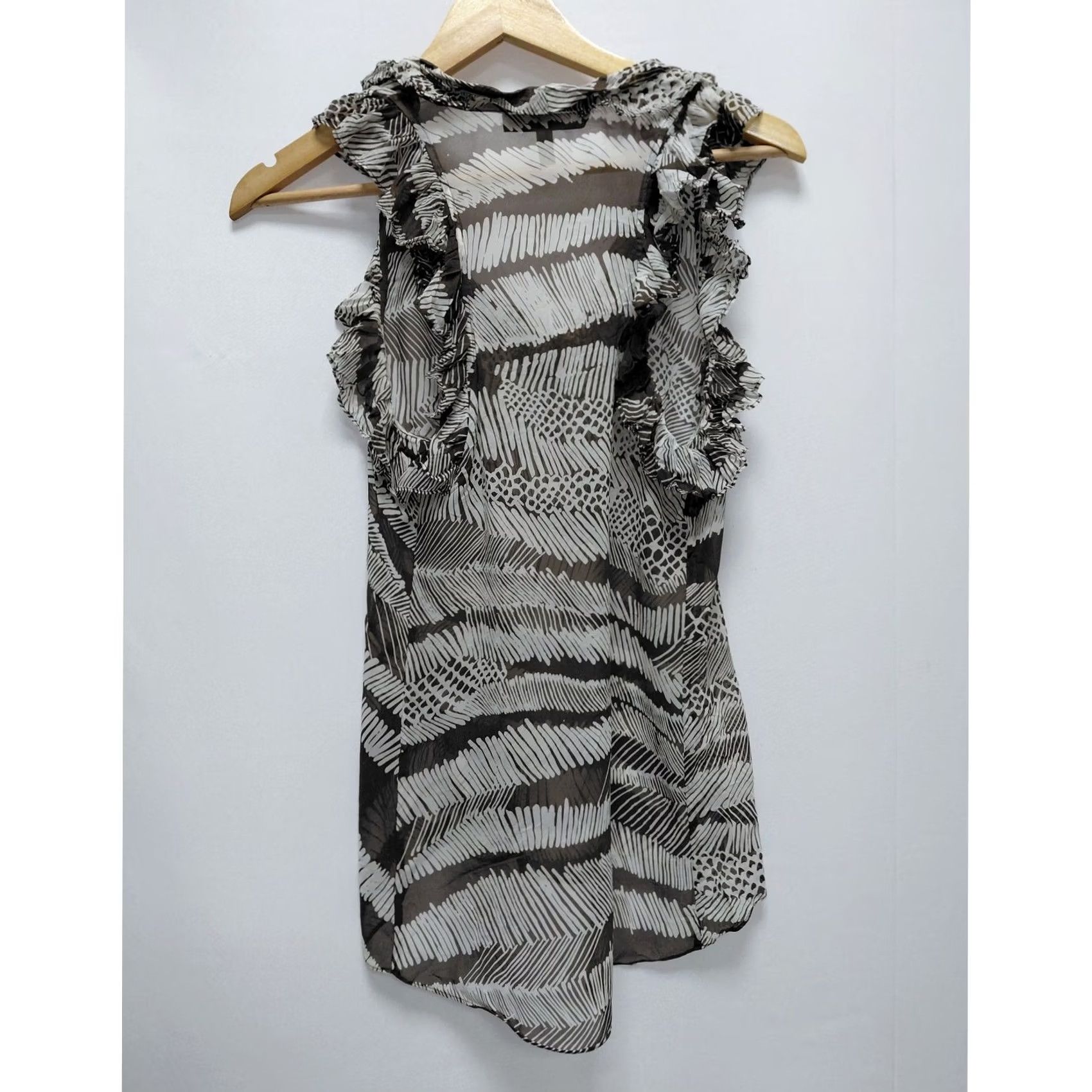 Bcbgmaxazria BCBGMAXAZRIA Blouse Sleeveless Abstract Animal Print Ruffle Trim Taupe XS Womens Top | High-Low Hem Semi-Sheer Lightweight Camisole Shirt Size XS / US 0-2 / IT 36-38 - 3 Thumbnail