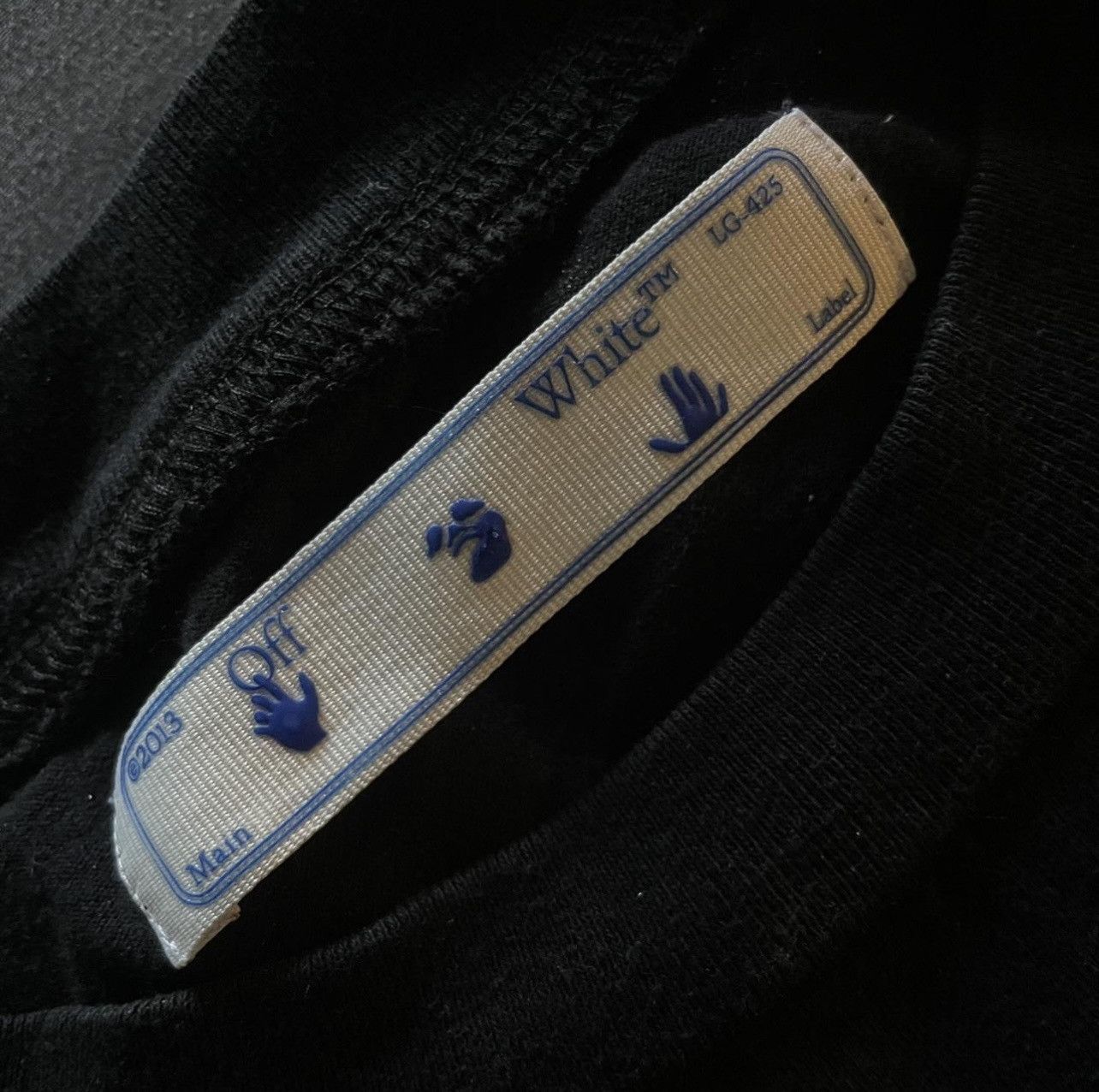 Off-White Off-White ‘WET FLOOR SIGN/CAUTION’ Tee Size US S / EU 44-46 / 1 - 5 Thumbnail