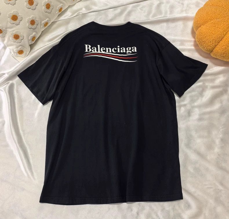 Balenciaga Balenciaga Coke Short Sleeve T-shirt Size US S / EU 44-46 / 1 - 6 Thumbnail