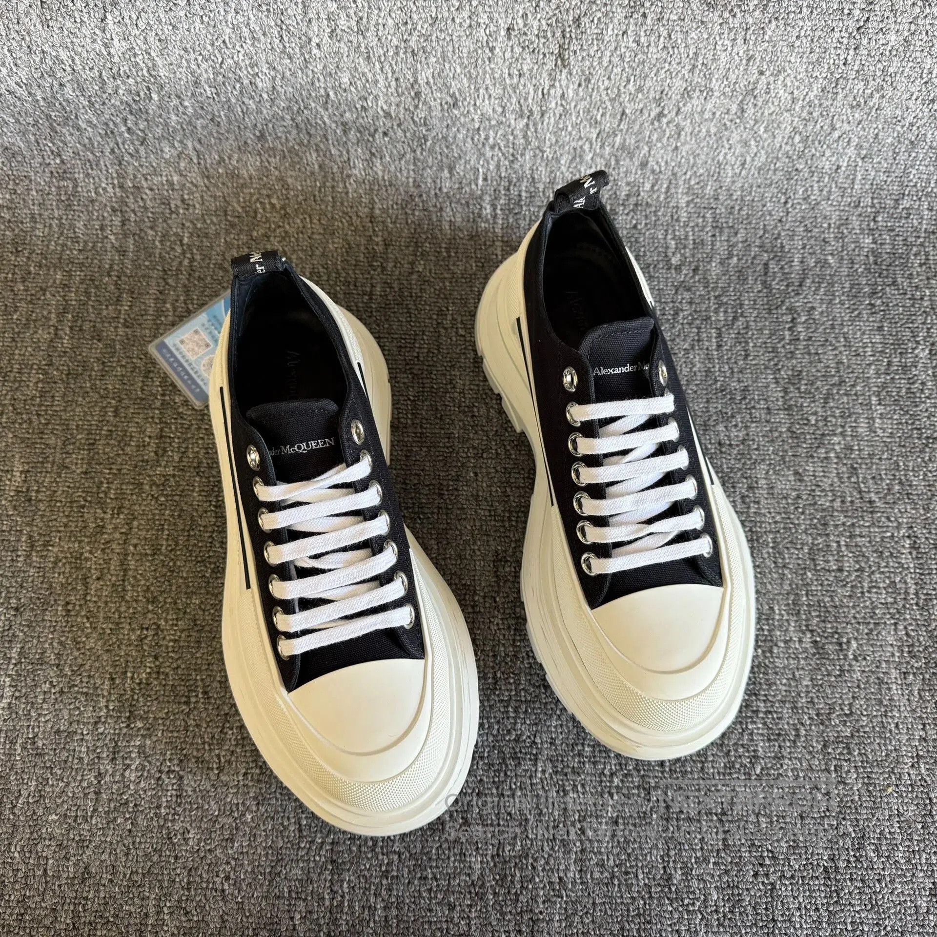Alexander McQueen Alexander McQueen Platform Canvas Shoes 37.5. Size US 6.5 / IT 36.5 - 6 Thumbnail