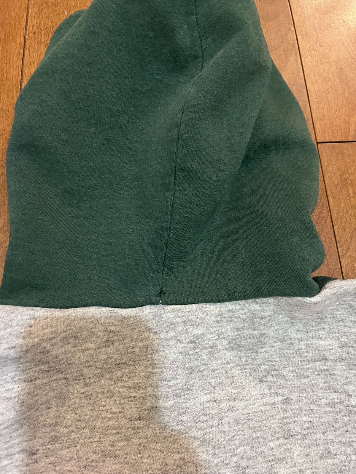 Vintage Vintage 90’s notre dame fighting irish hoodie Size US L / EU 52-54 / 3 - 6 Thumbnail